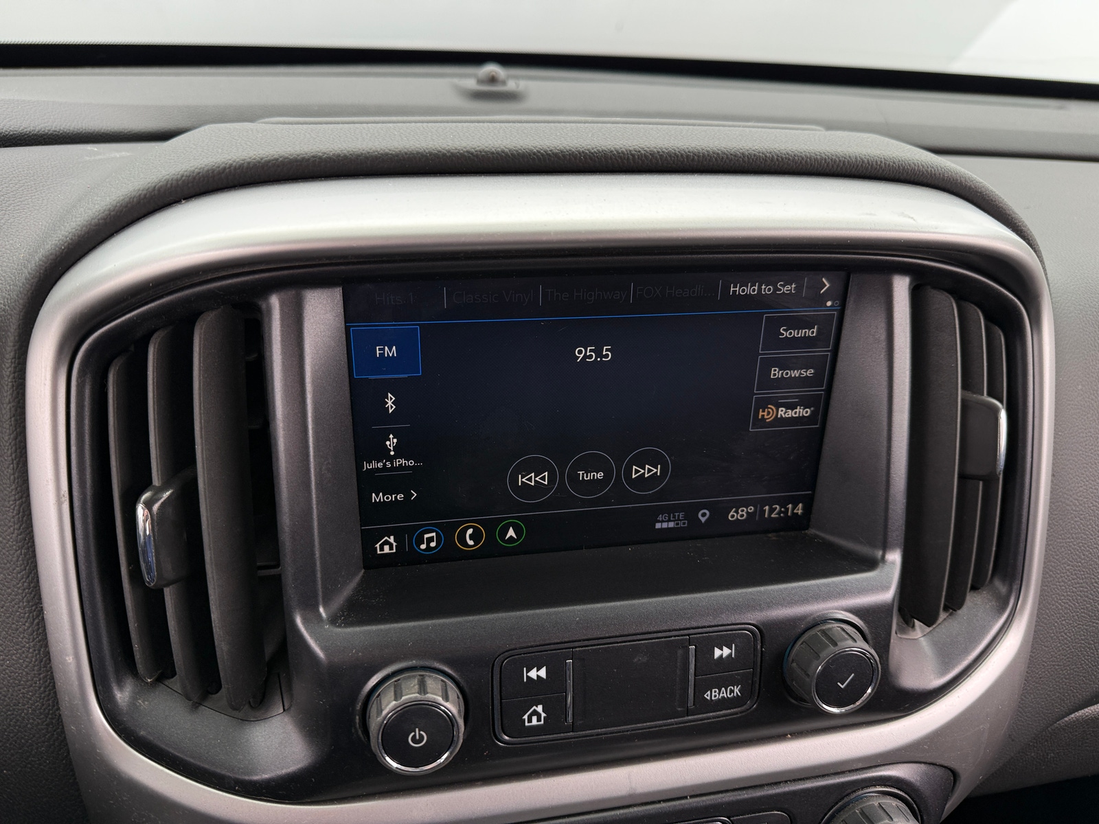 Thumbnail: 2021 Chevrolet Colorado - 4