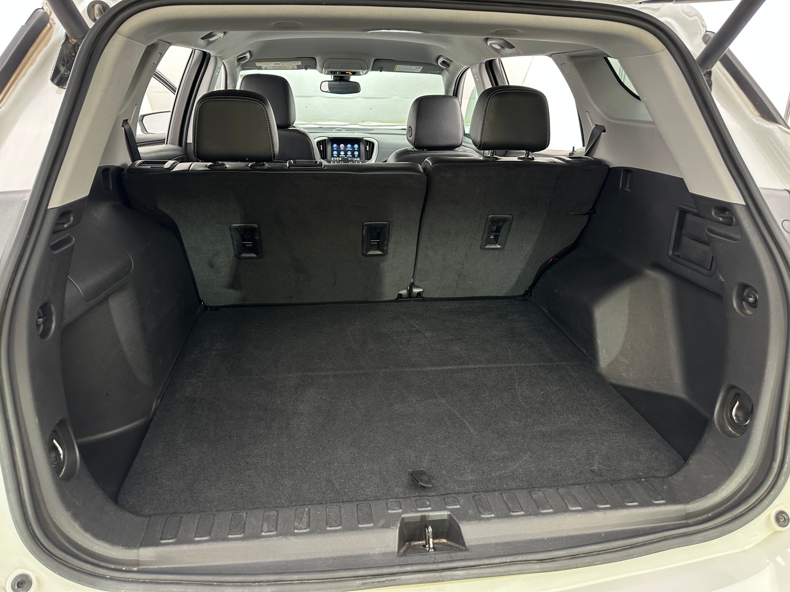 Thumbnail: 2024 GMC Terrain - 6