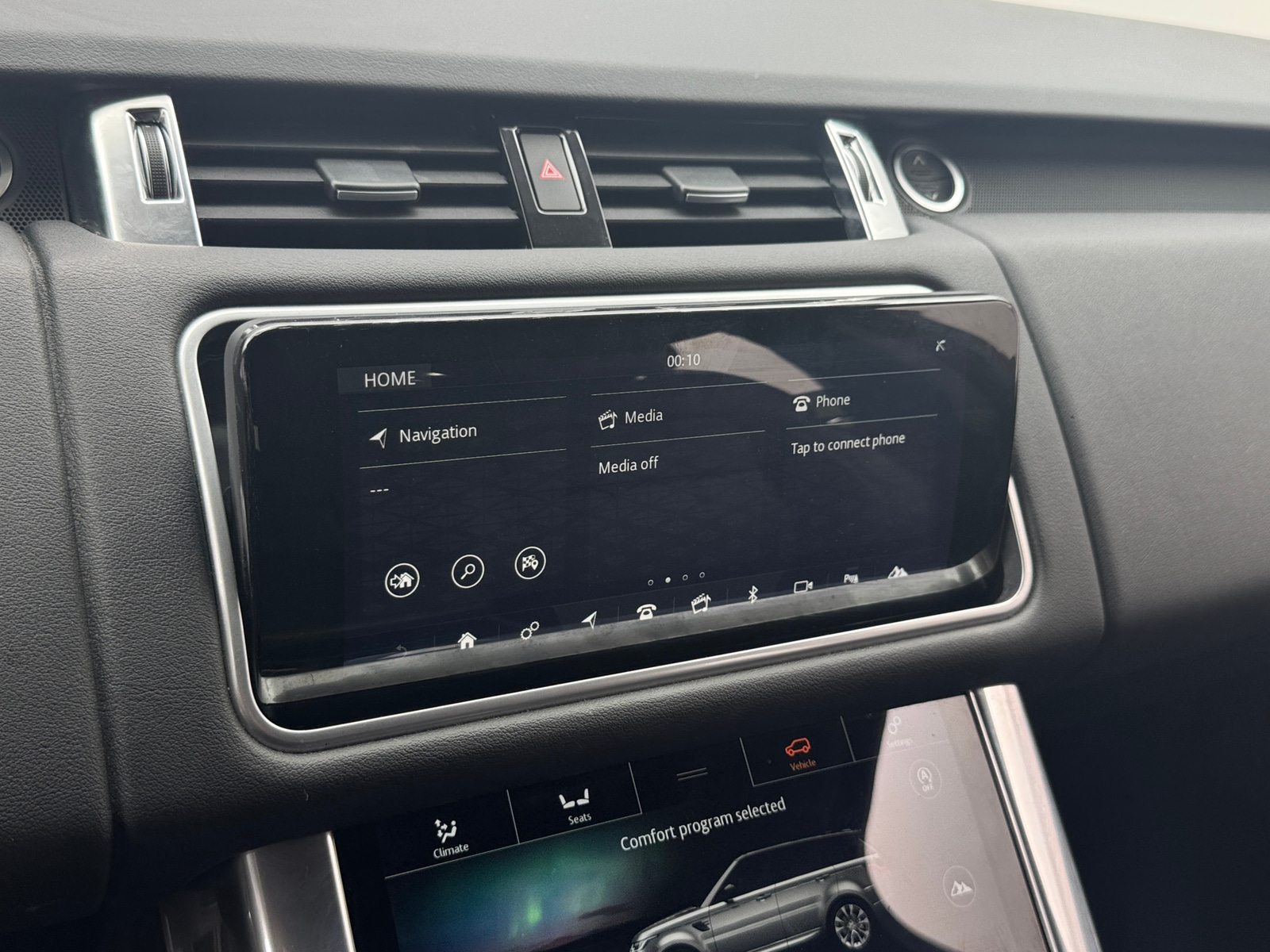 Thumbnail: 2022 Land Rover Range Rover Sport - 3