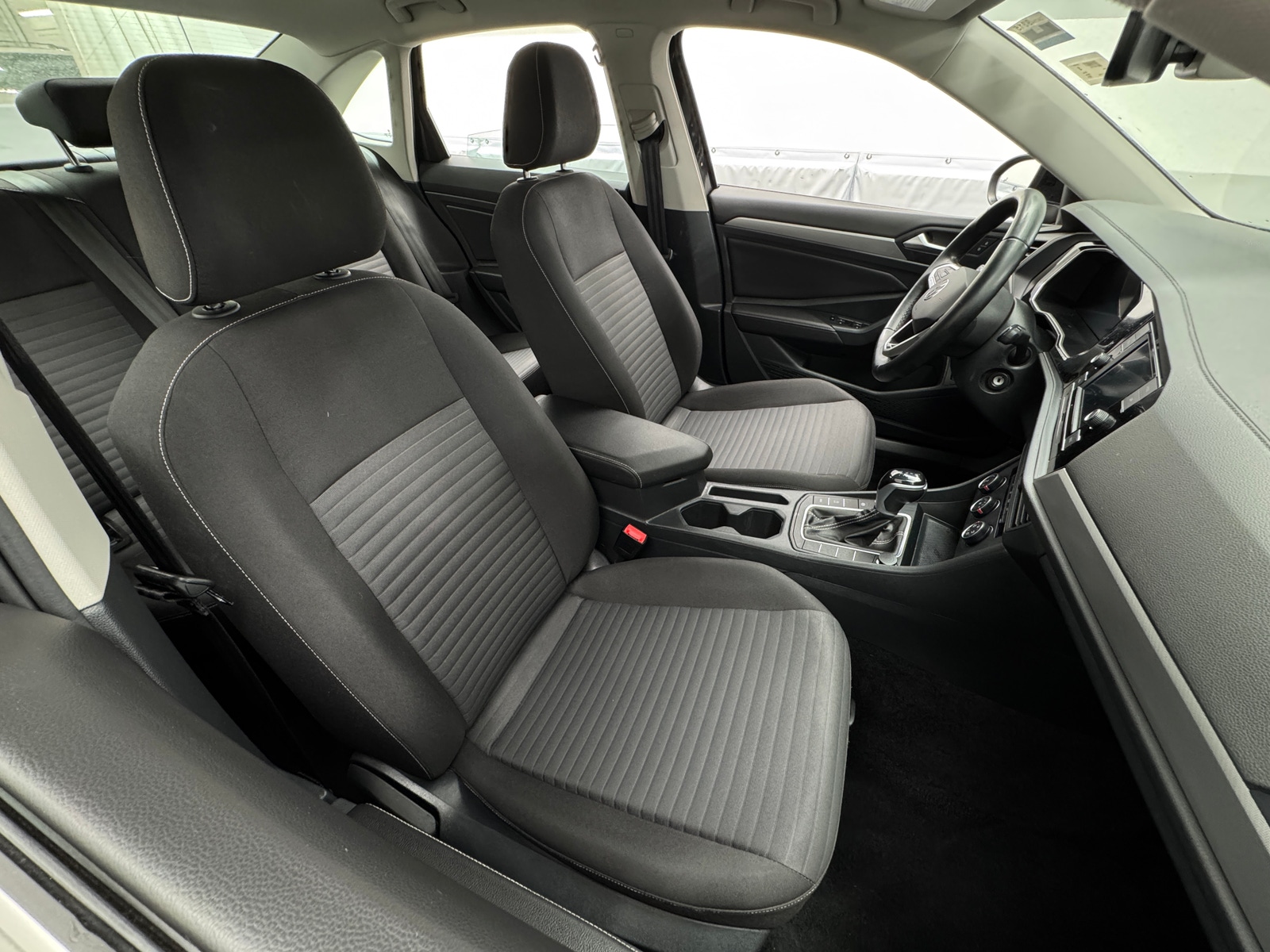 Thumbnail: 2024 Volkswagen Jetta - 2