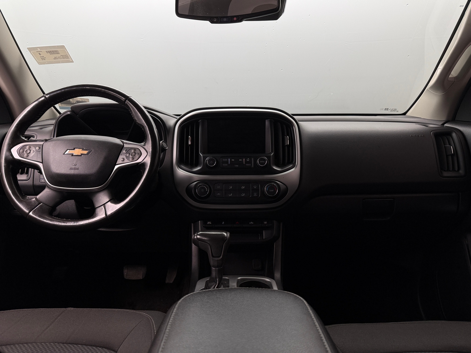 Thumbnail: 2018 Chevrolet Colorado - 3