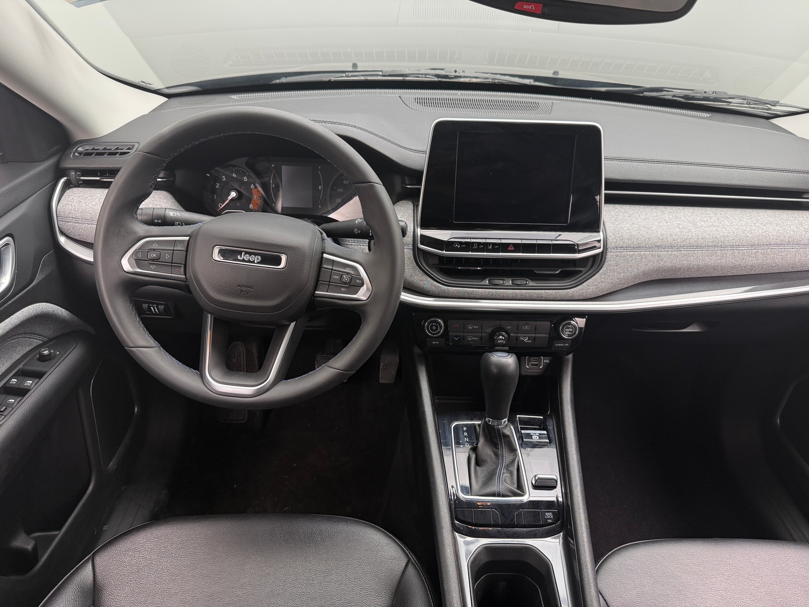 Thumbnail: 2022 Jeep Compass - 5