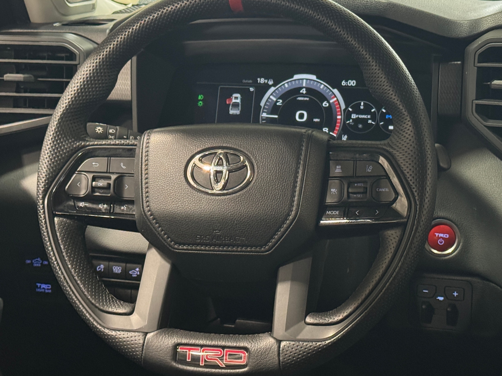 Thumbnail: 2022 Toyota Tundra - 5