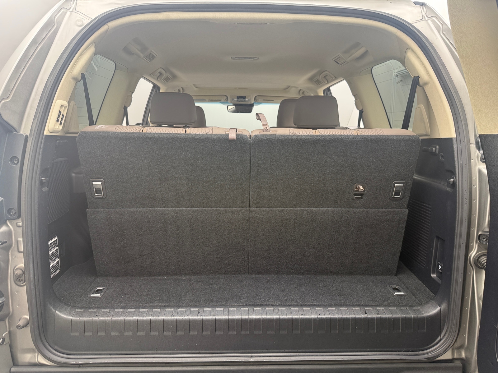 Thumbnail: 2021 Lexus GX - 6