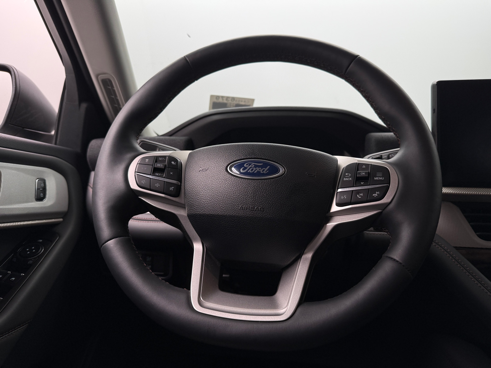 Thumbnail: 2025 Ford Explorer - 5