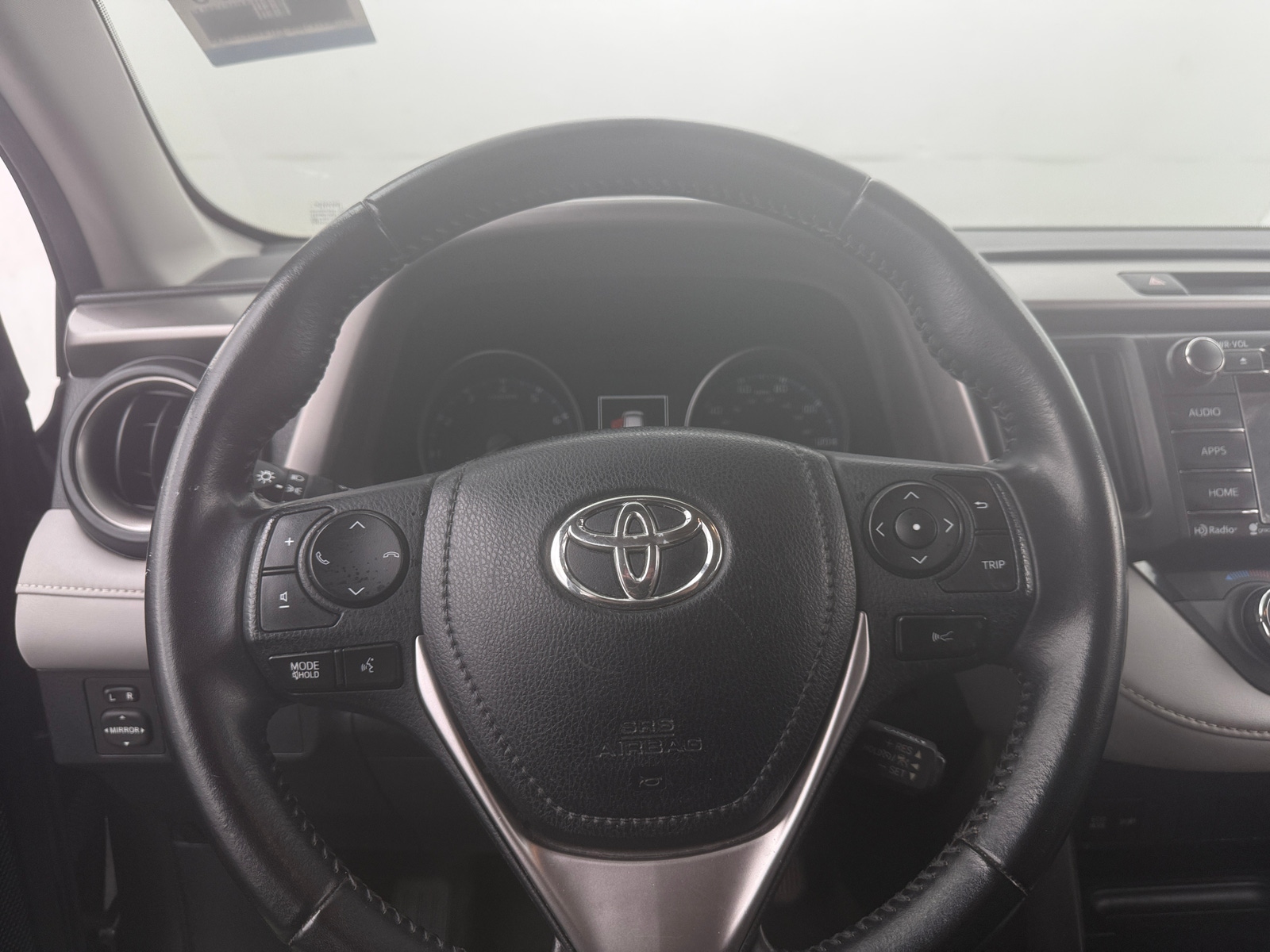 Thumbnail: 2017 Toyota RAV4 - 5