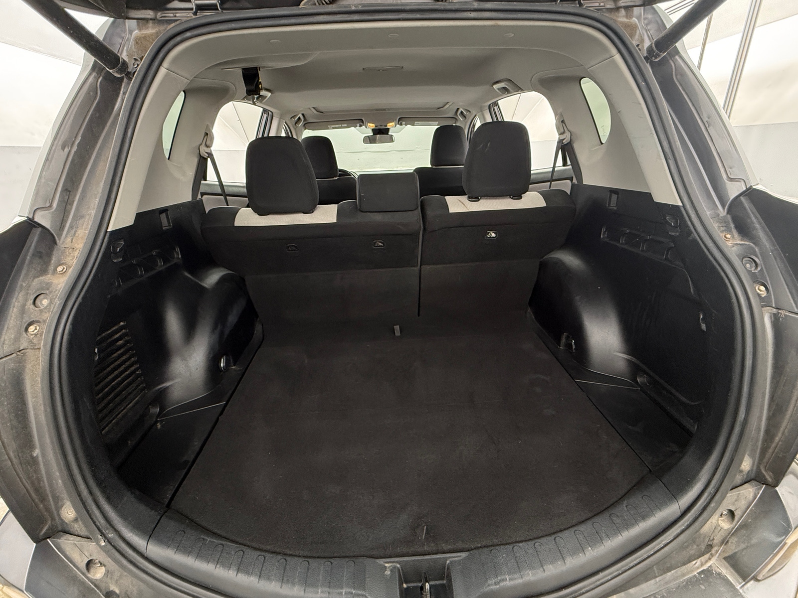 Thumbnail: 2017 Toyota RAV4 - 7