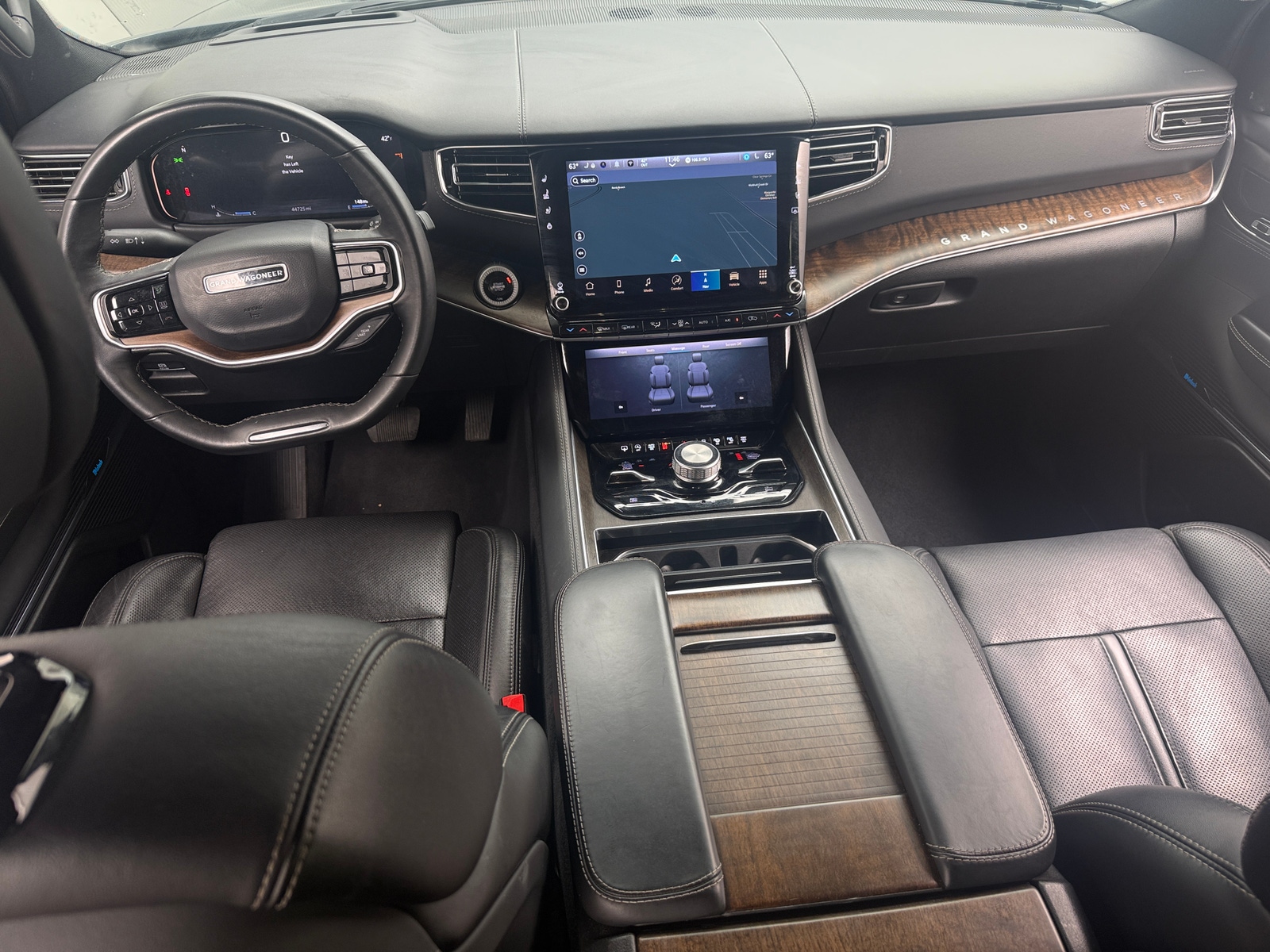 Thumbnail: 2024 Jeep Grand Wagoneer L - 2