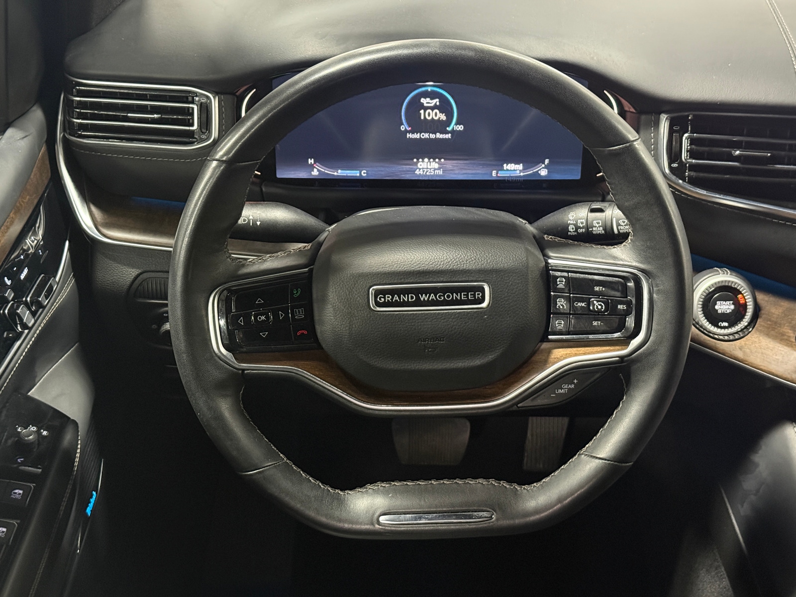 Thumbnail: 2024 Jeep Grand Wagoneer L - 4