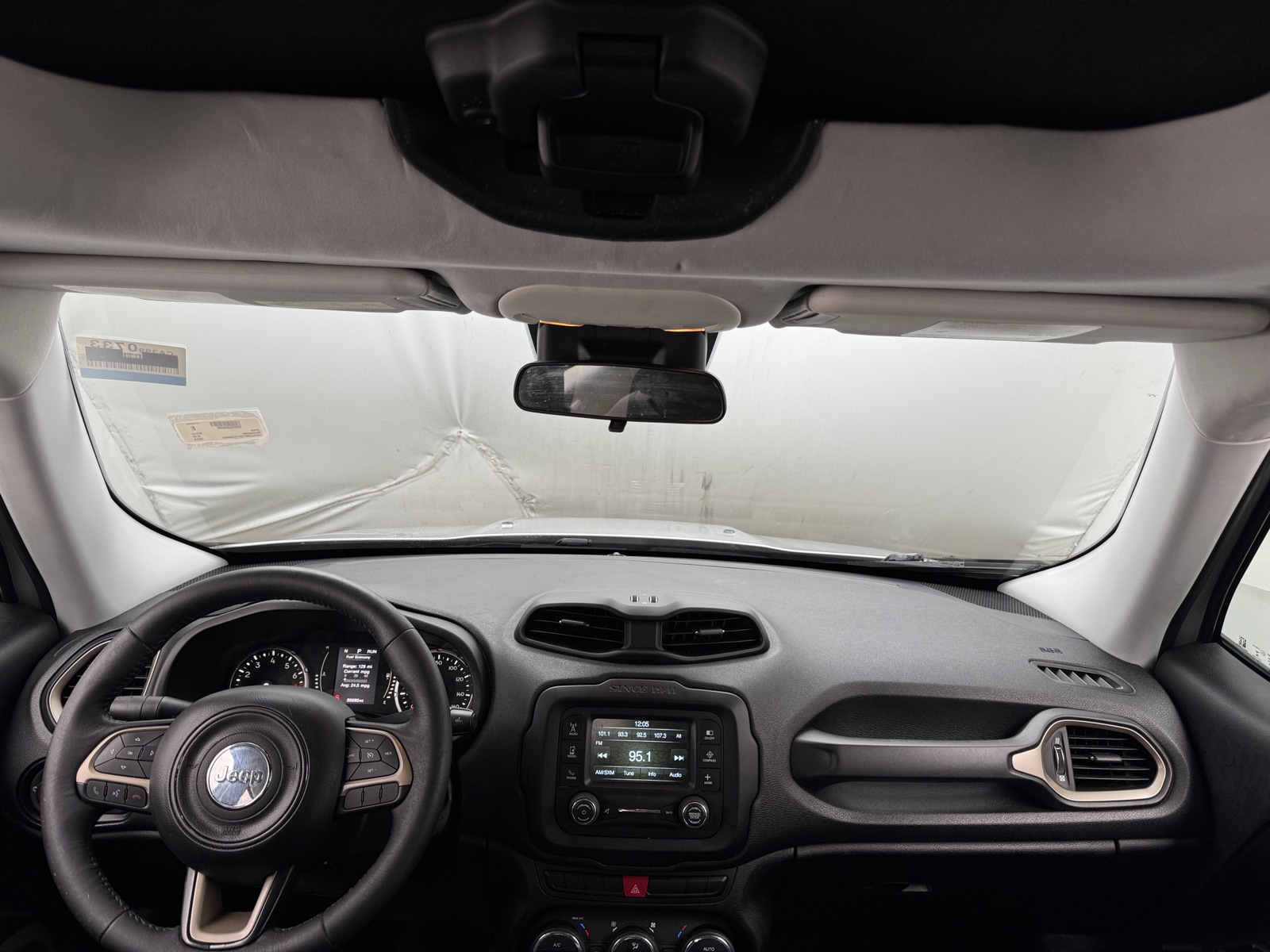 Thumbnail: 2015 Jeep Renegade - 3