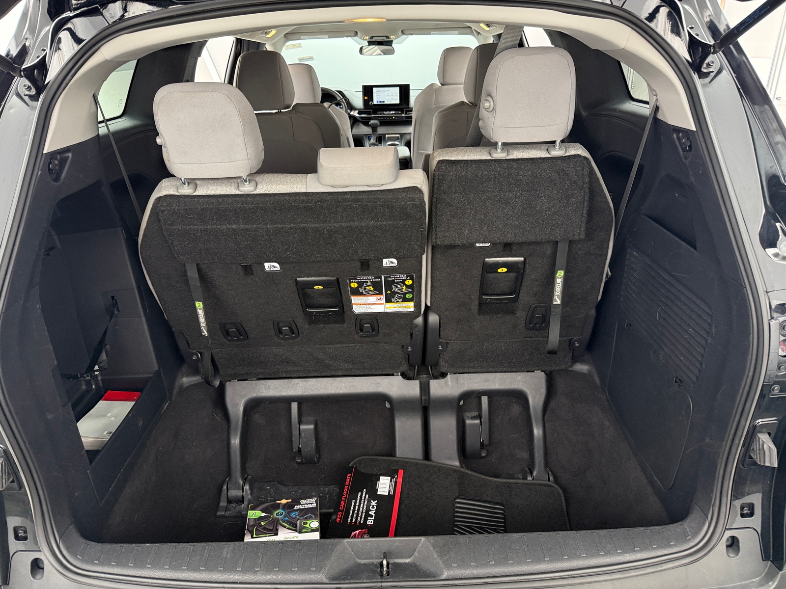 Thumbnail: 2025 Toyota Sienna - 7