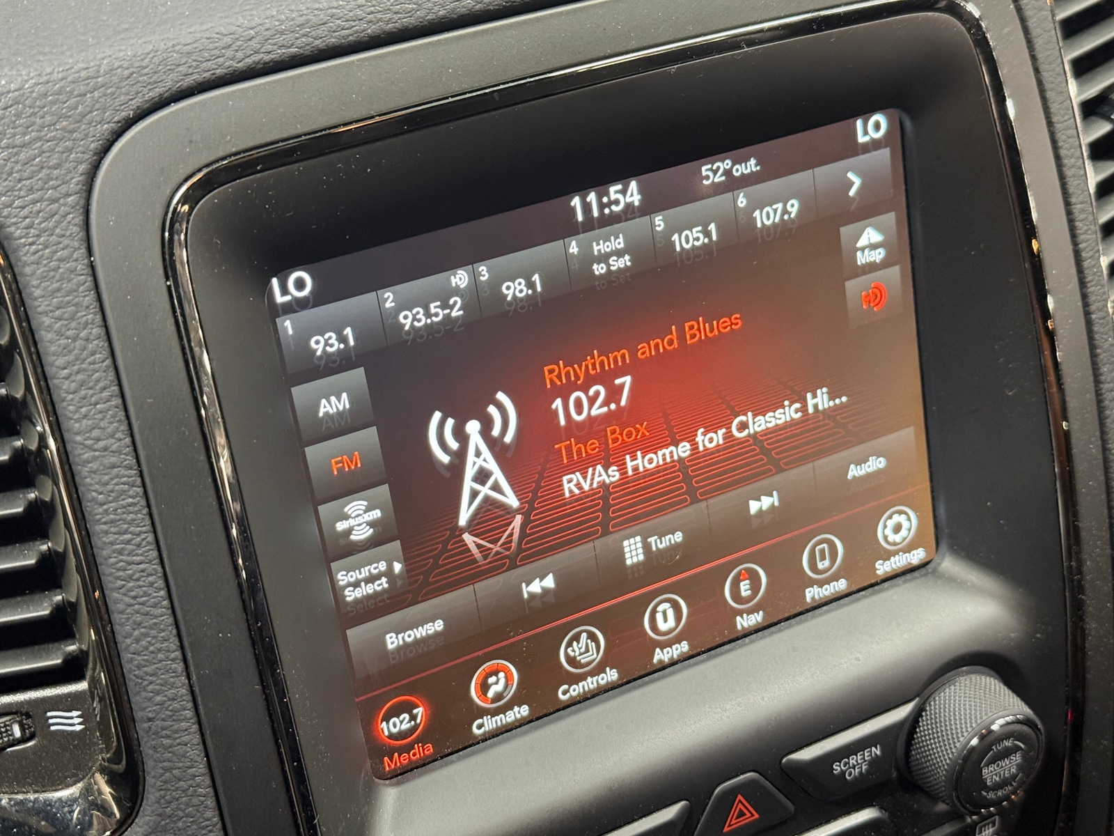 Thumbnail: 2020 Dodge Durango - 3