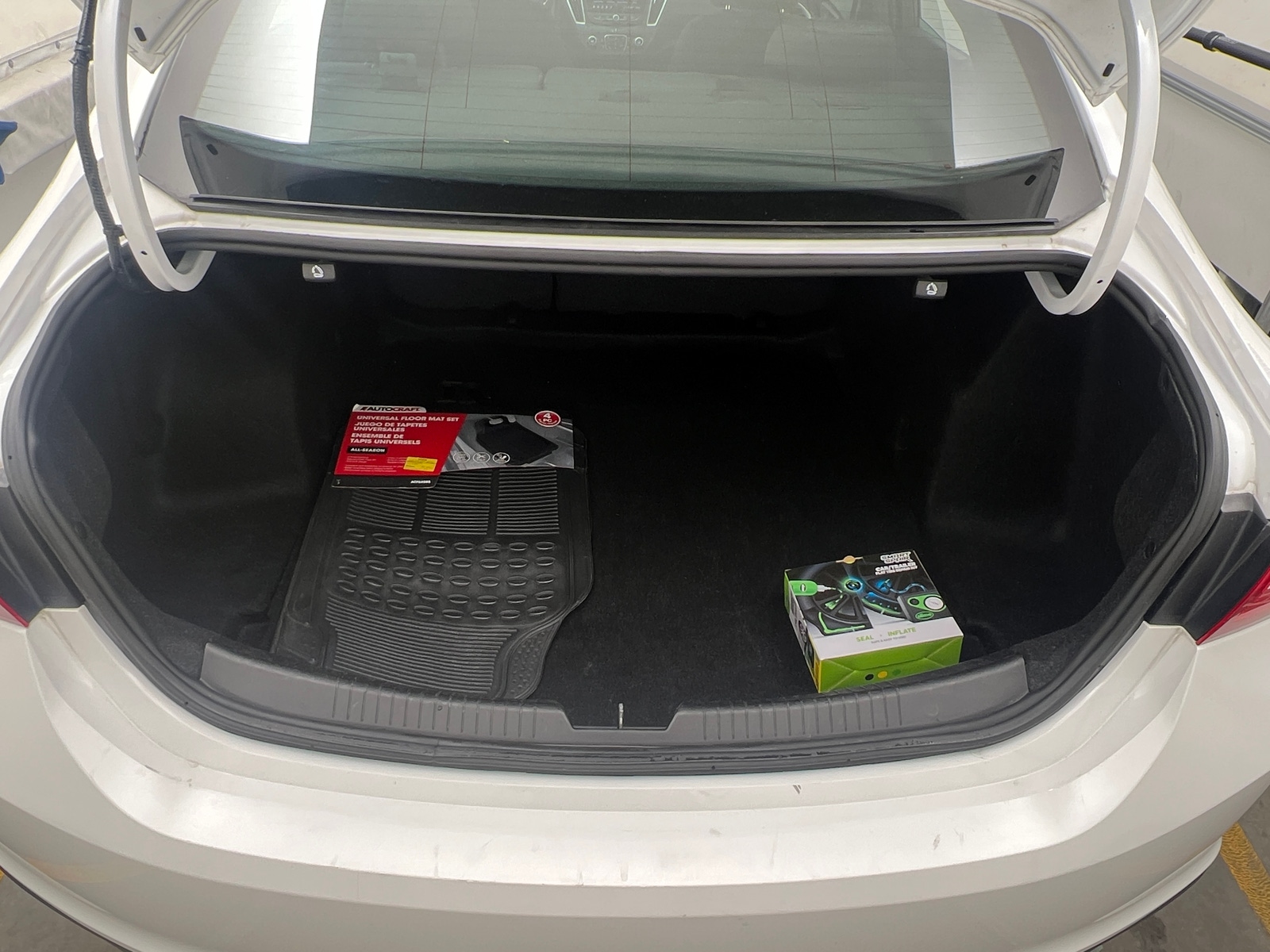 Thumbnail: 2023 Chevrolet Malibu - 7