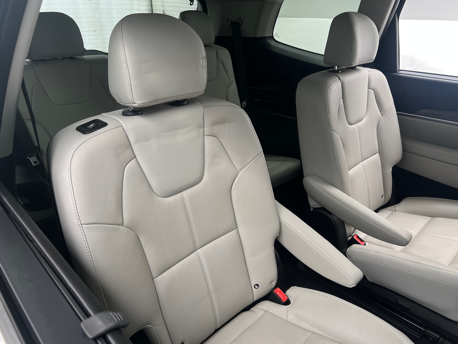 Thumbnail: 2021 Kia Telluride - 5