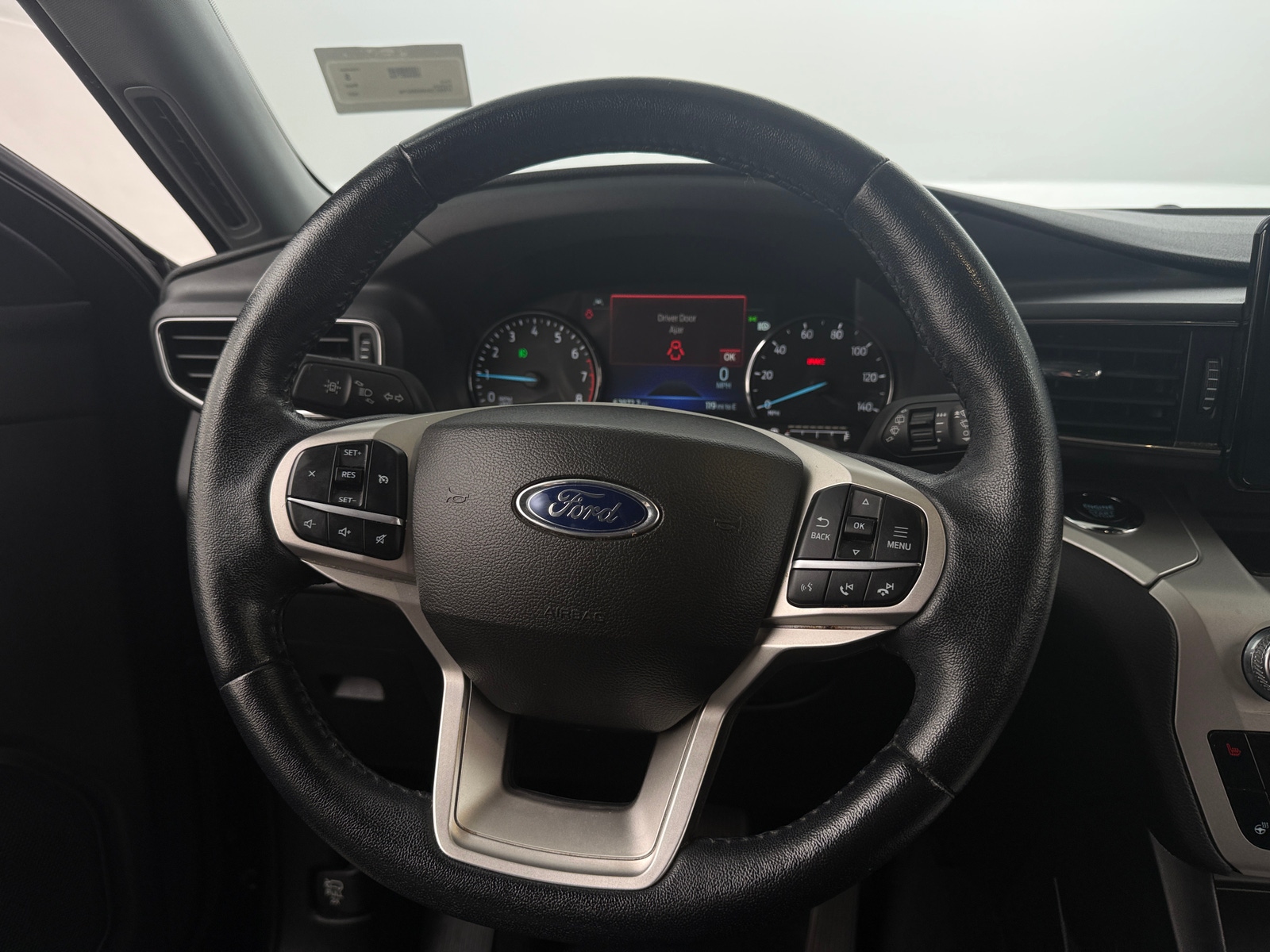 Thumbnail: 2022 Ford Explorer - 5