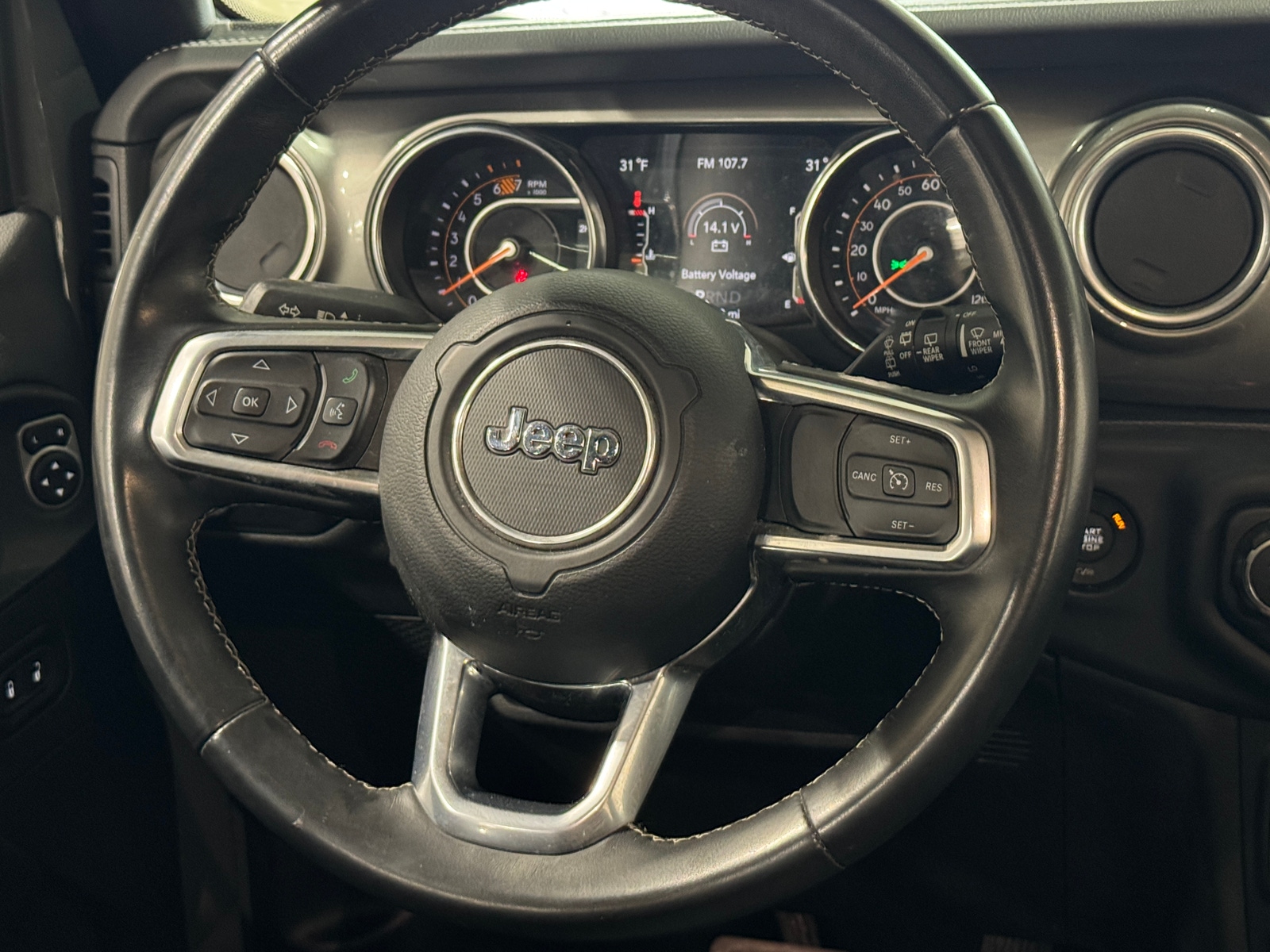 Thumbnail: 2019 Jeep Wrangler - 5