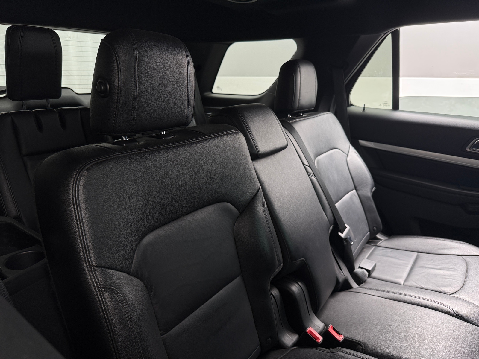 Thumbnail: 2016 Ford Explorer - 5