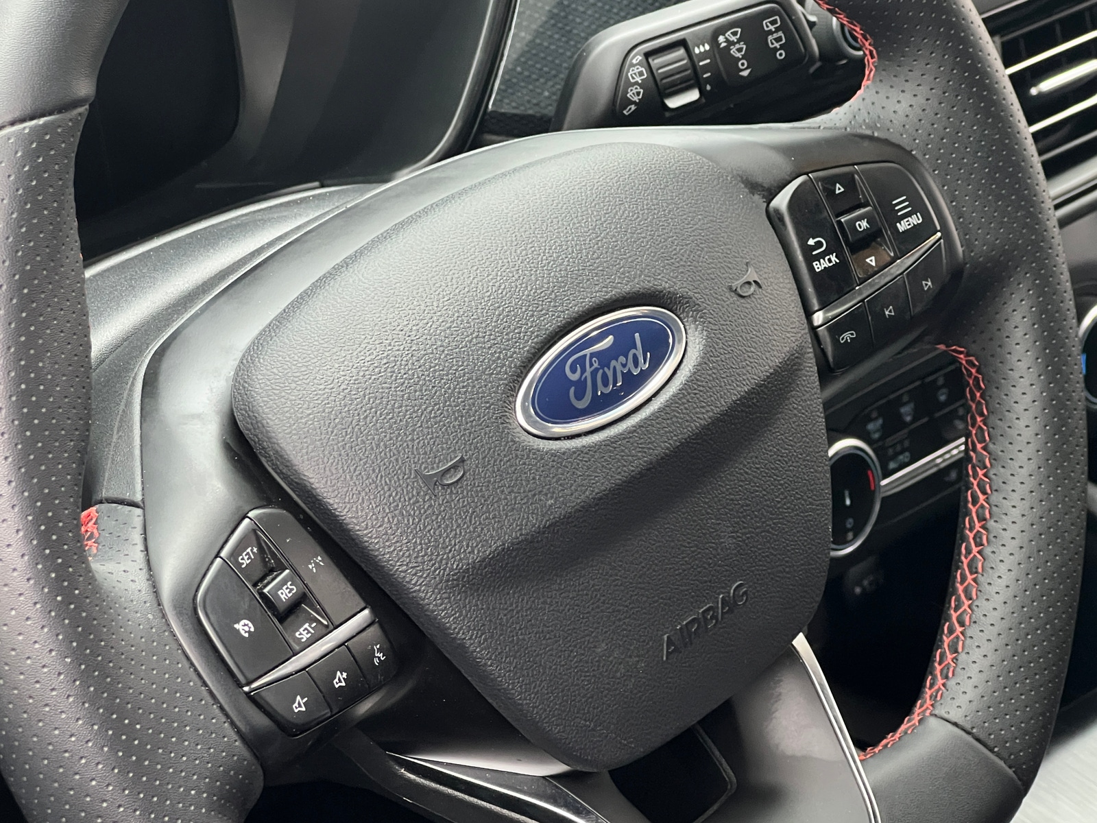 Thumbnail: 2025 Ford Escape - 5