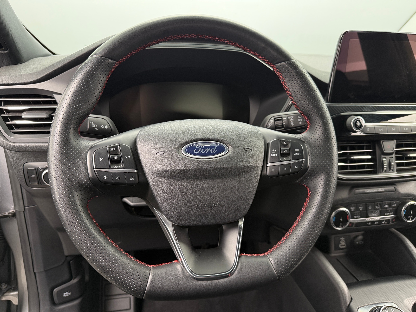 Thumbnail: 2024 Ford Escape - 5