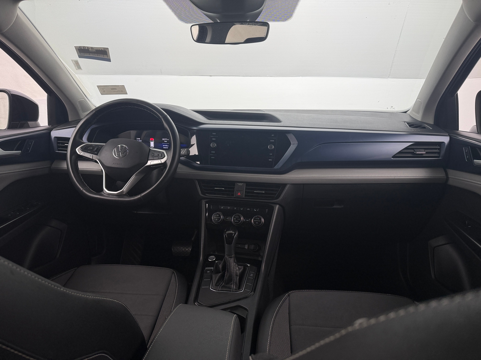 Thumbnail: 2024 Volkswagen Taos - 2