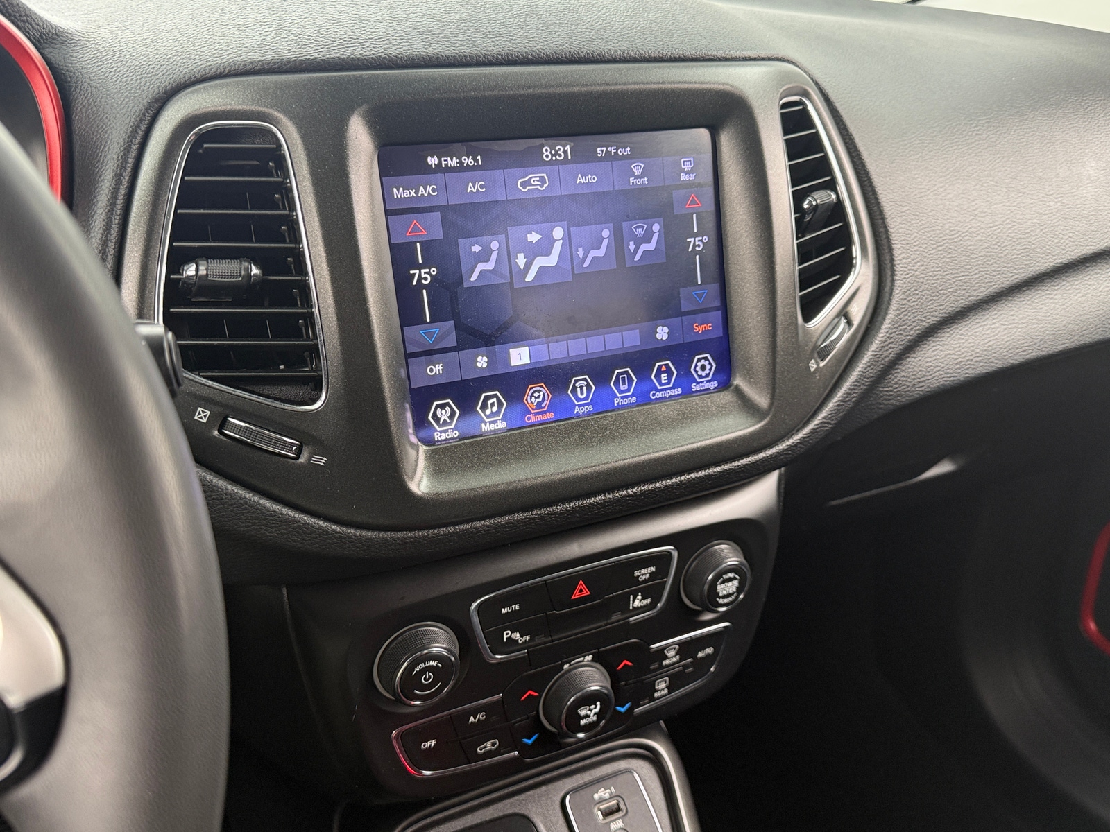 Thumbnail: 2021 Jeep Compass - 4