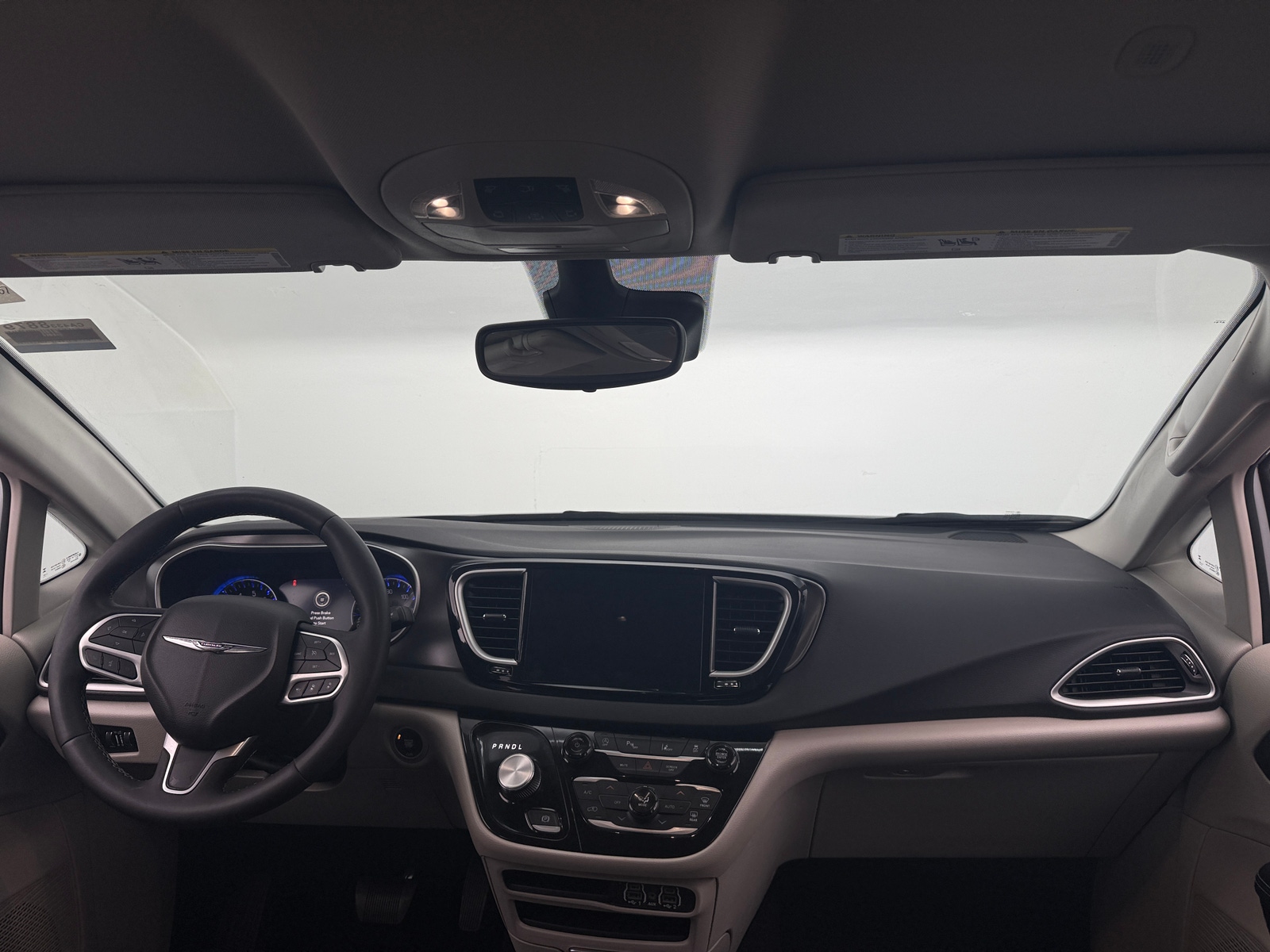 Thumbnail: 2024 Chrysler Pacifica - 2