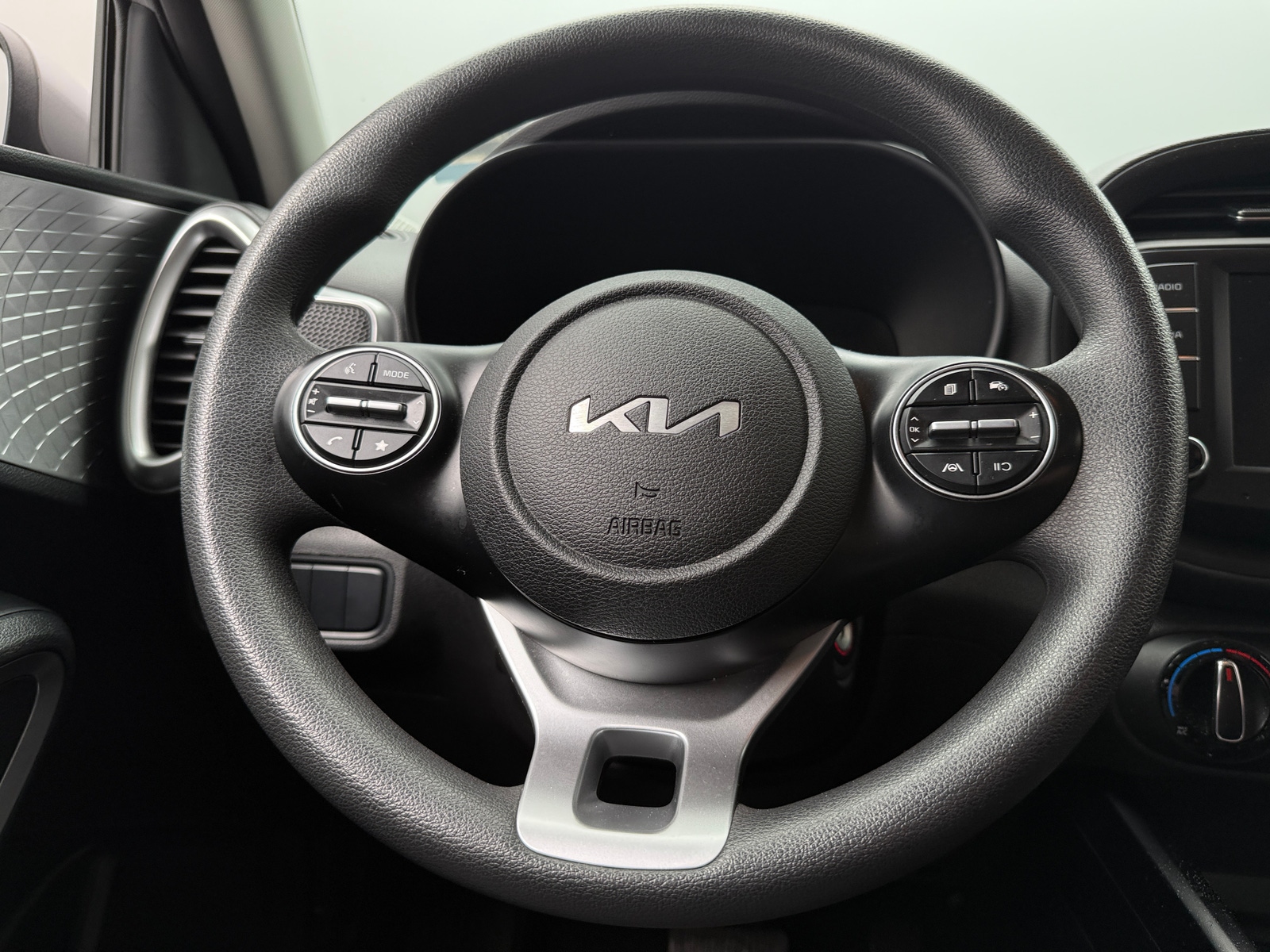 Thumbnail: 2024 Kia Soul - 5