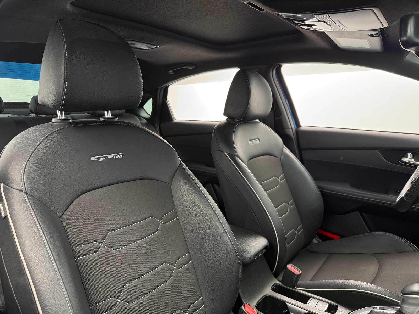 Thumbnail: 2023 Kia Forte - 2