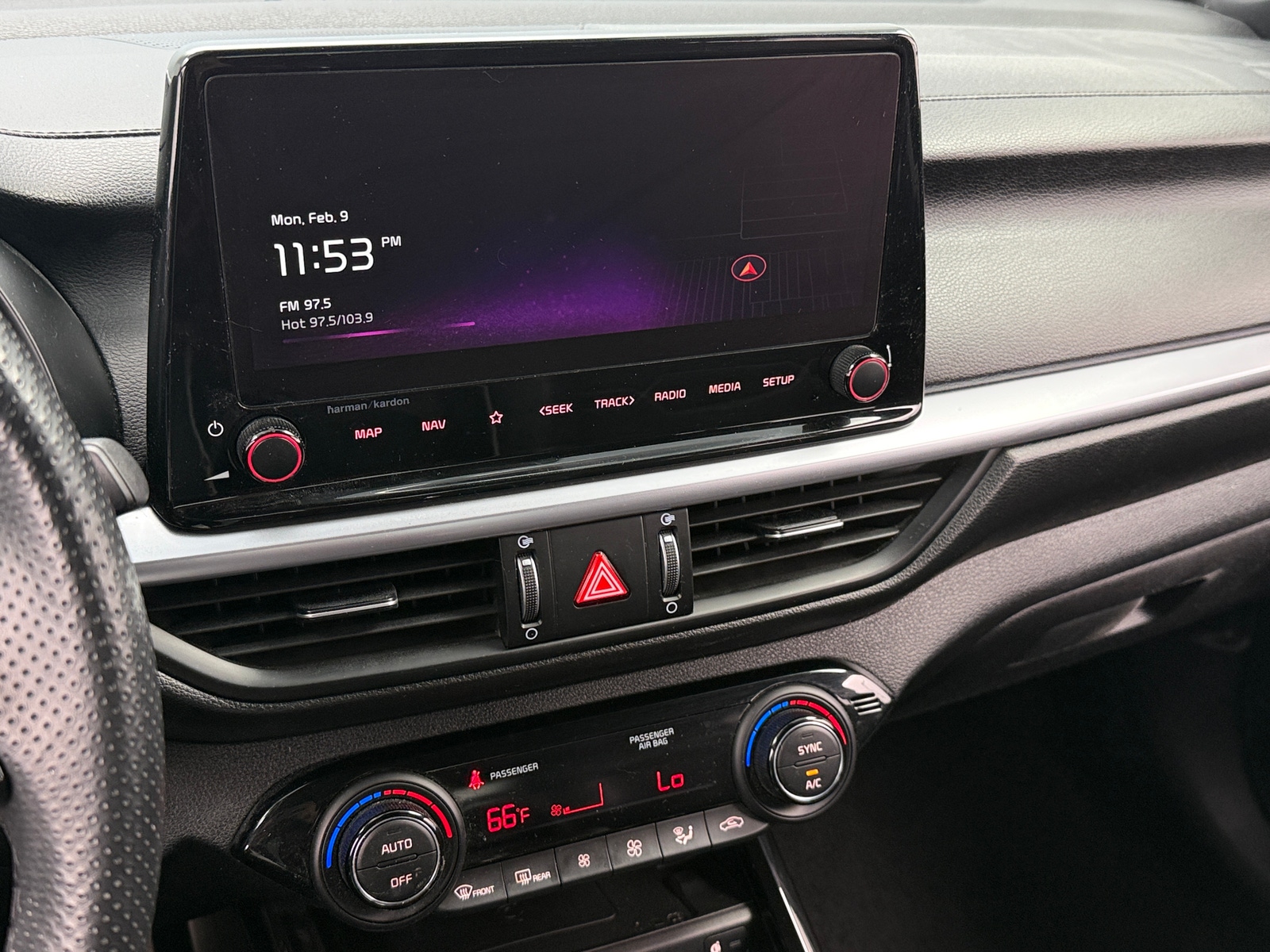 Thumbnail: 2023 Kia Forte - 4