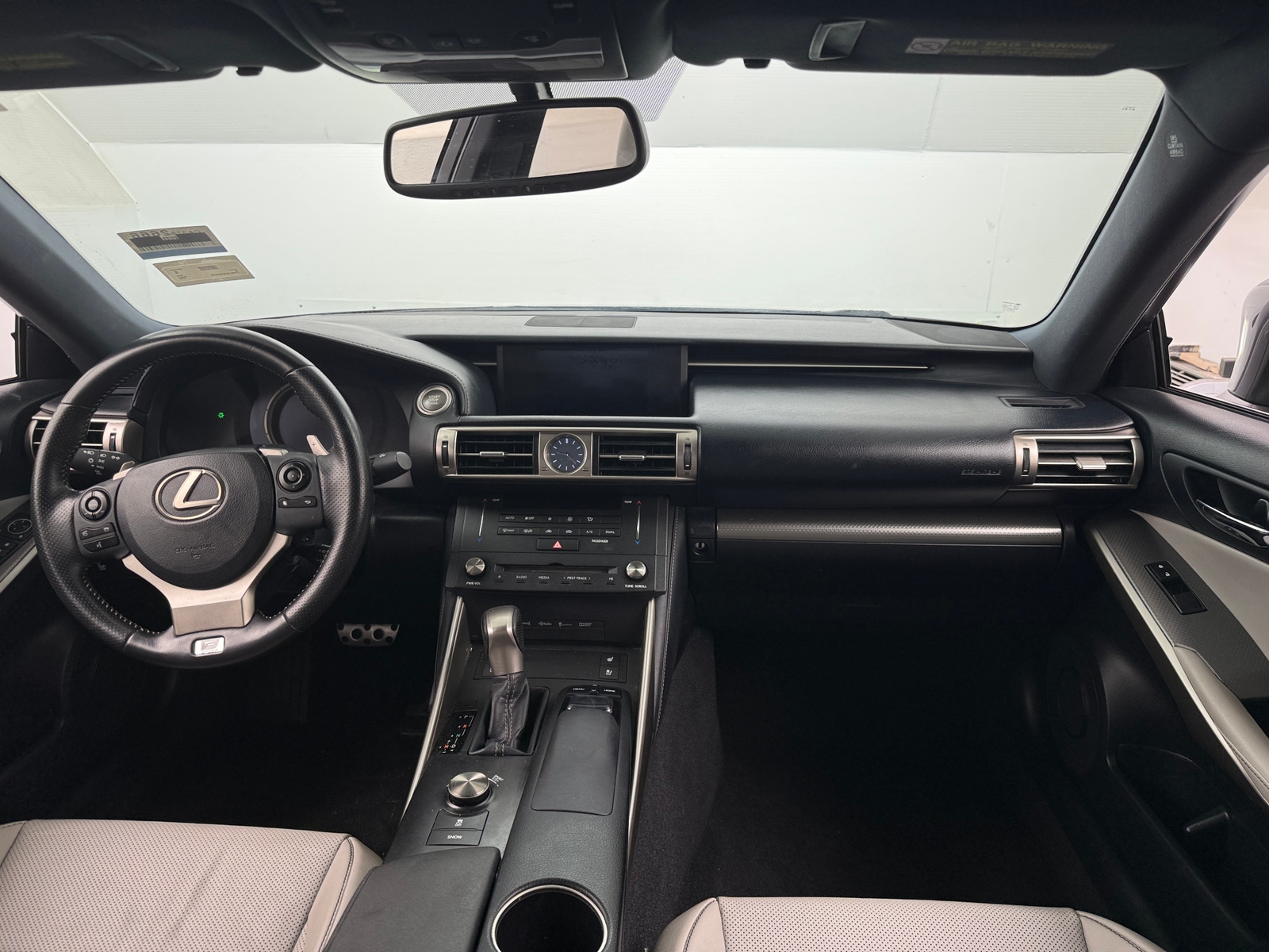 Thumbnail: 2015 Lexus IS - 2