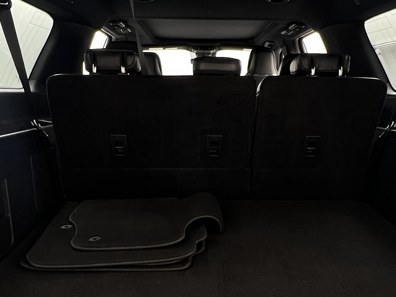 Thumbnail: 2020 Lincoln Navigator L - 6