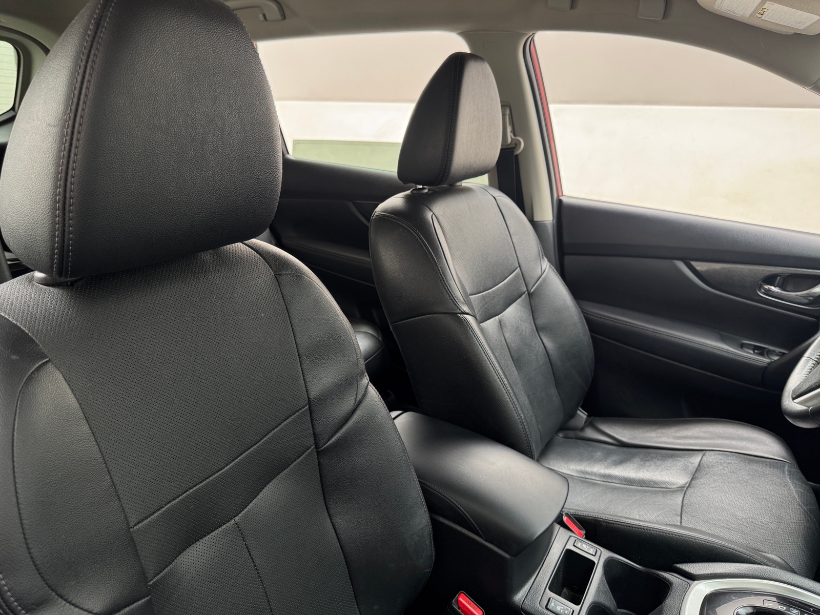 Thumbnail: 2016 Nissan Rogue - 2