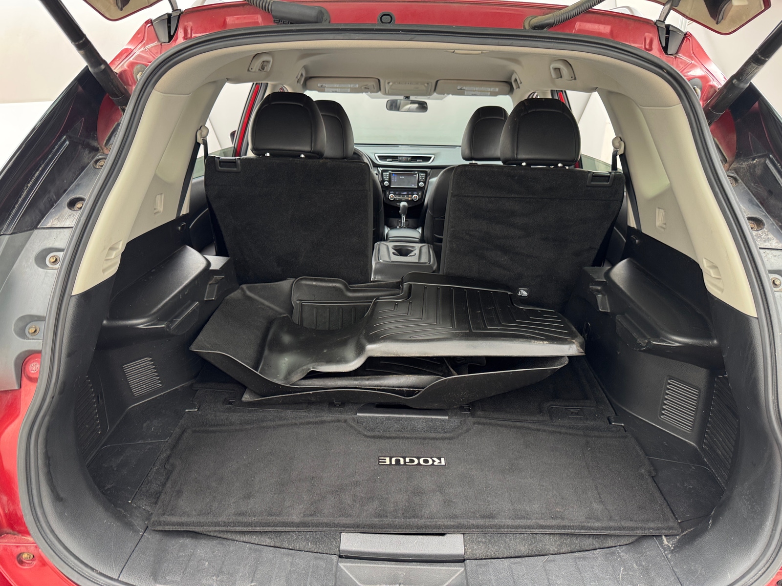 Thumbnail: 2016 Nissan Rogue - 7