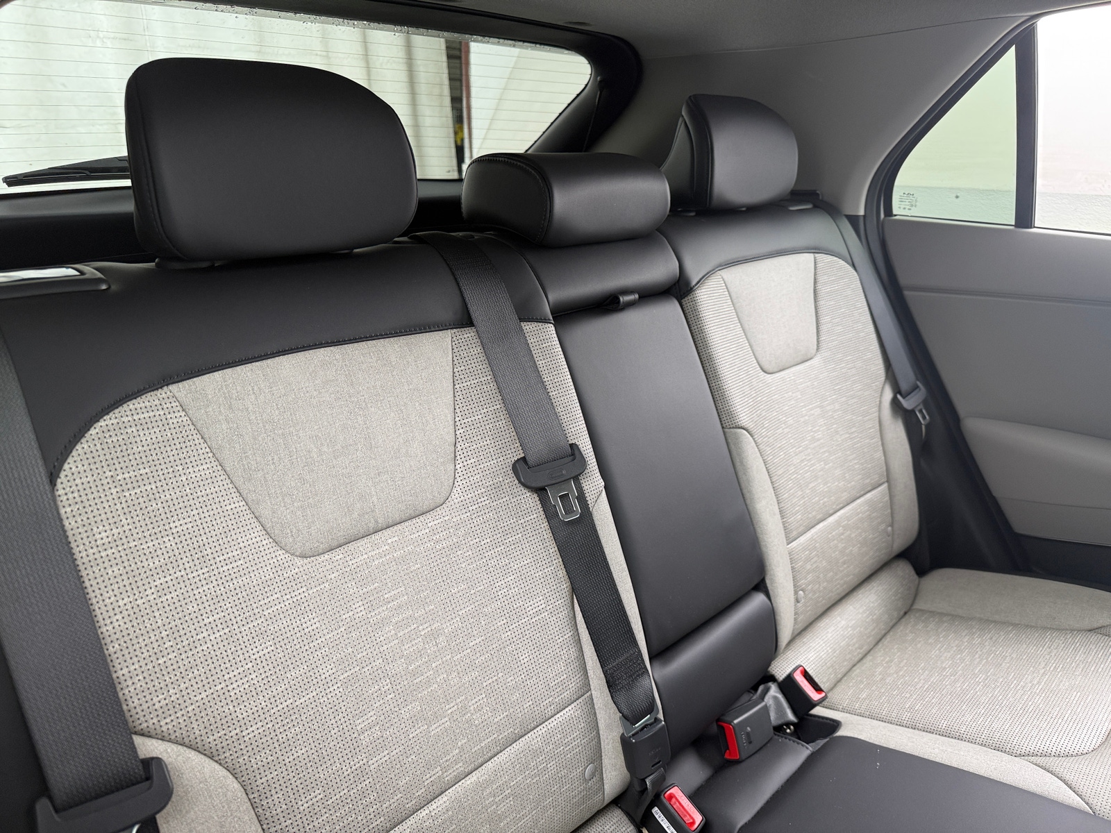 Thumbnail: 2024 Kia Niro - 5