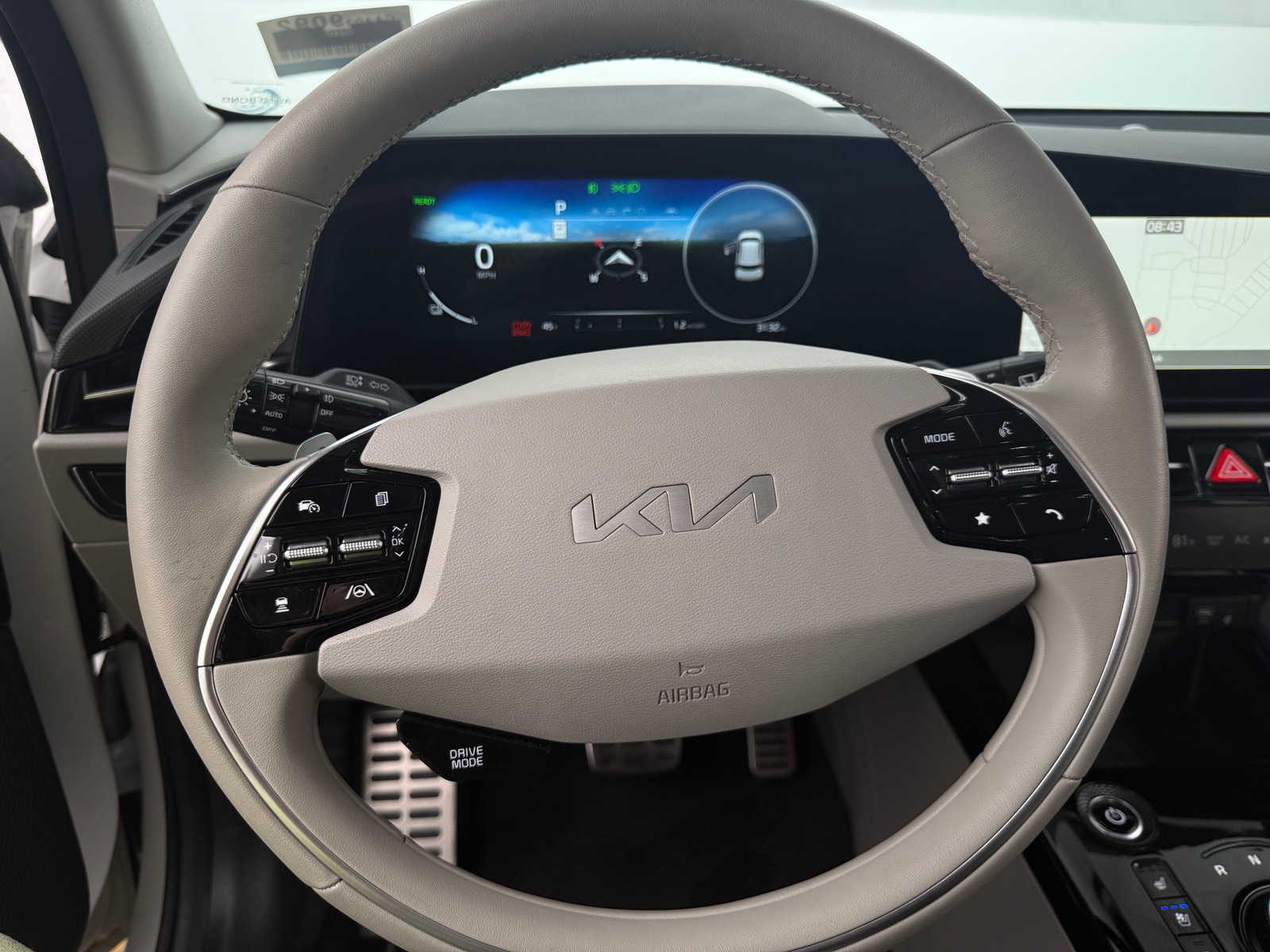 Thumbnail: 2024 Kia Niro - 4