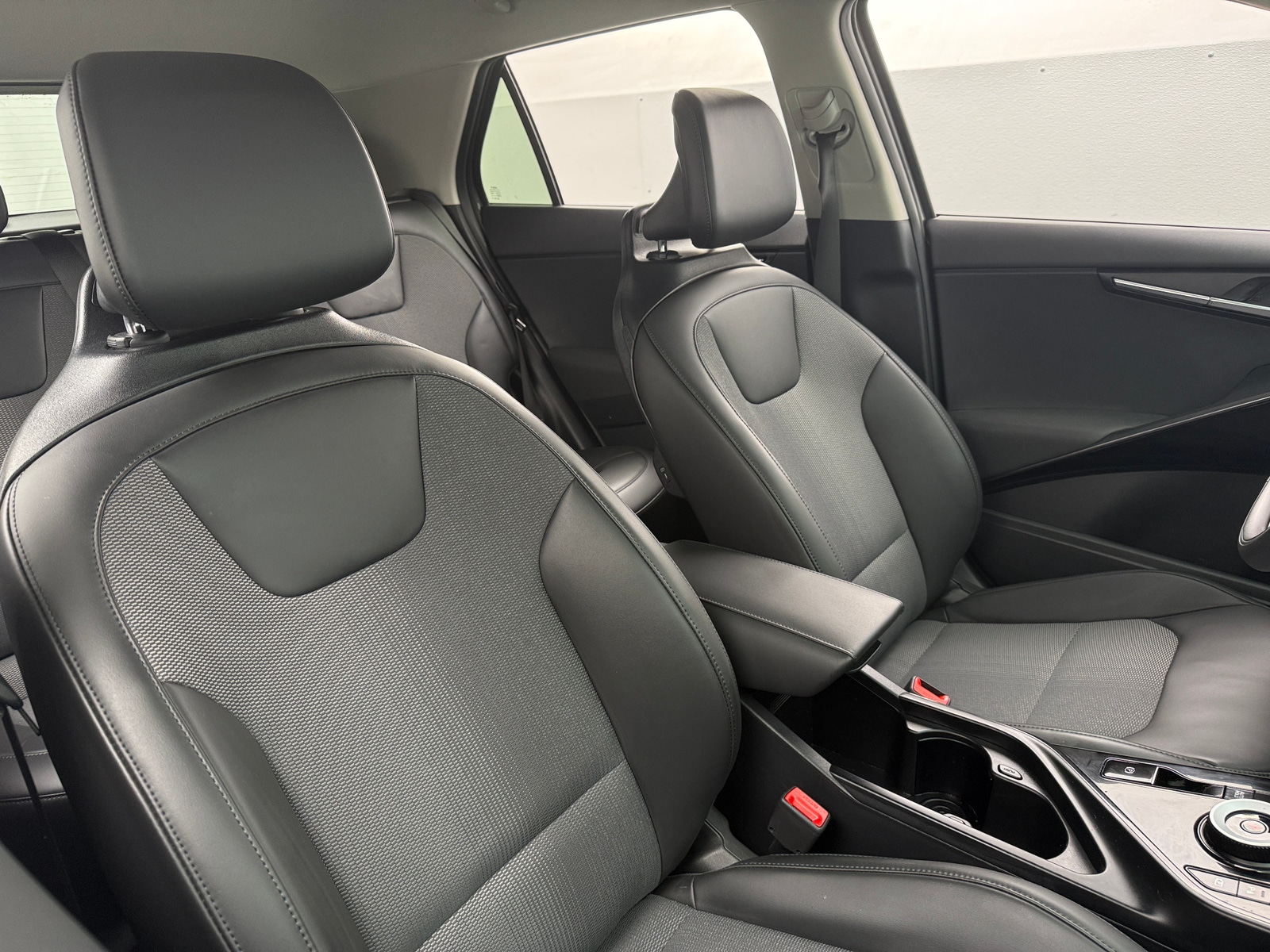 Thumbnail: 2025 Kia Niro - 2