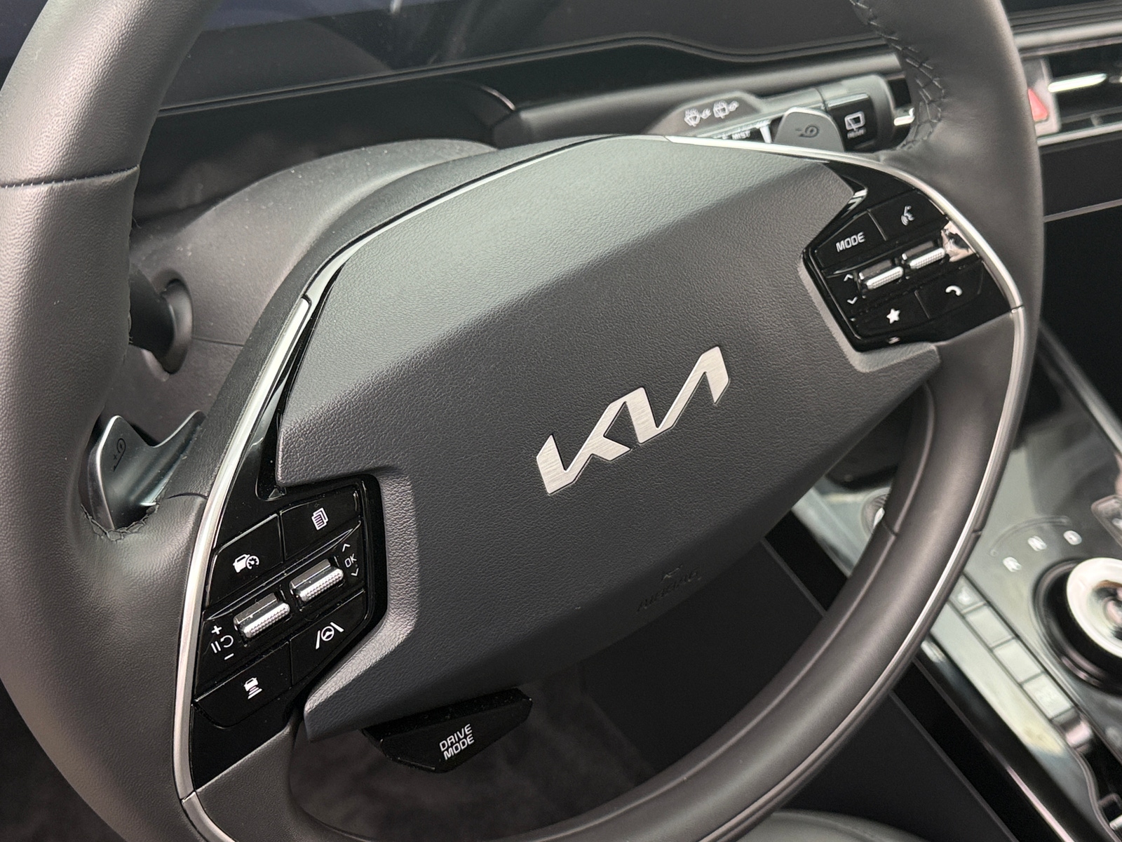 Thumbnail: 2025 Kia Niro - 5