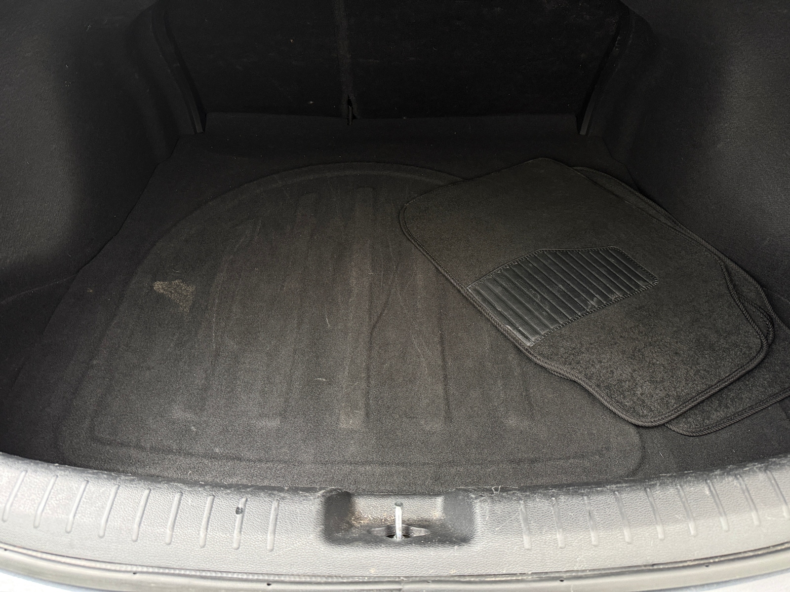 Thumbnail: 2024 Kia Forte - 7