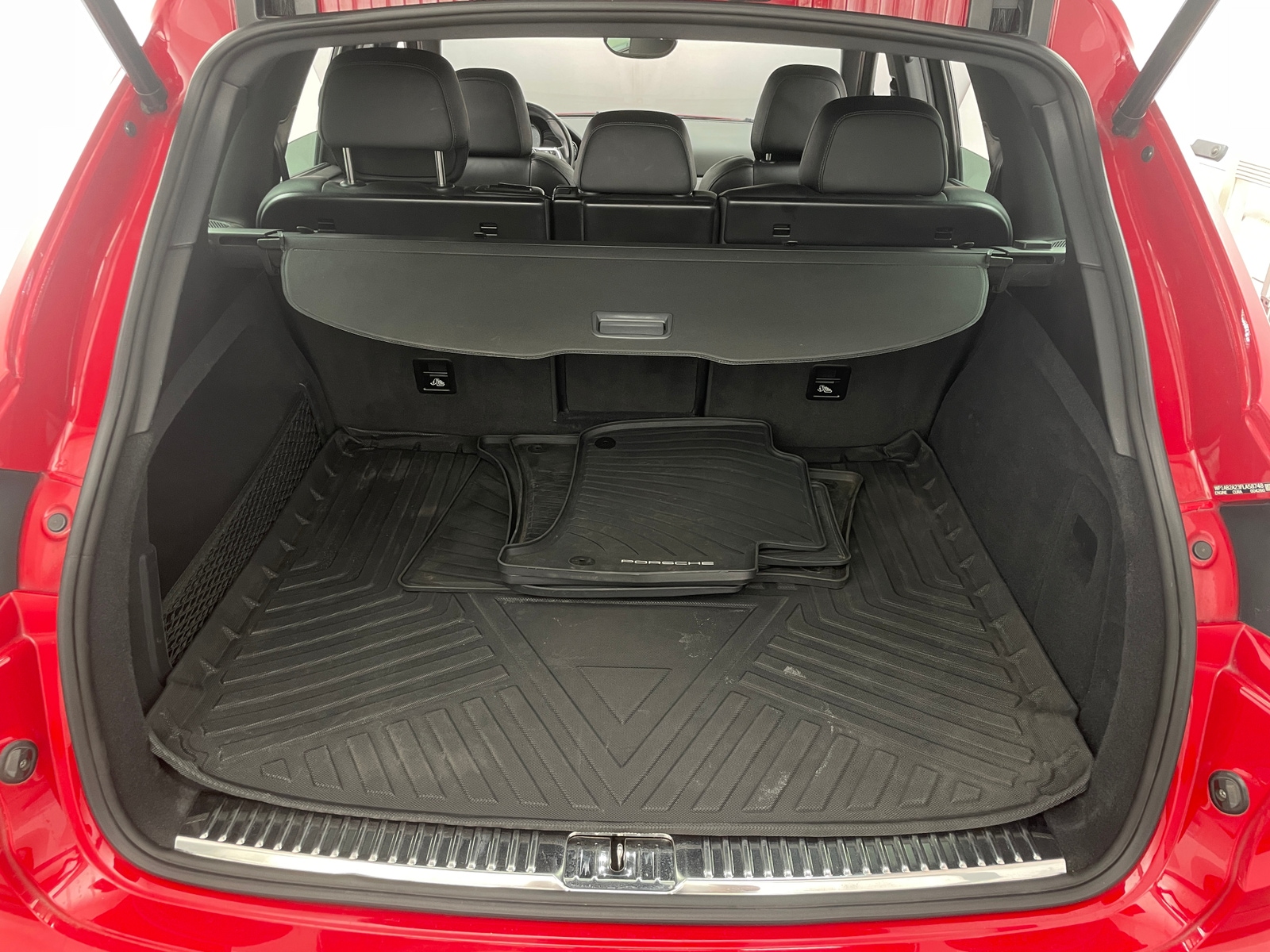 Thumbnail: 2015 Porsche Cayenne - 6