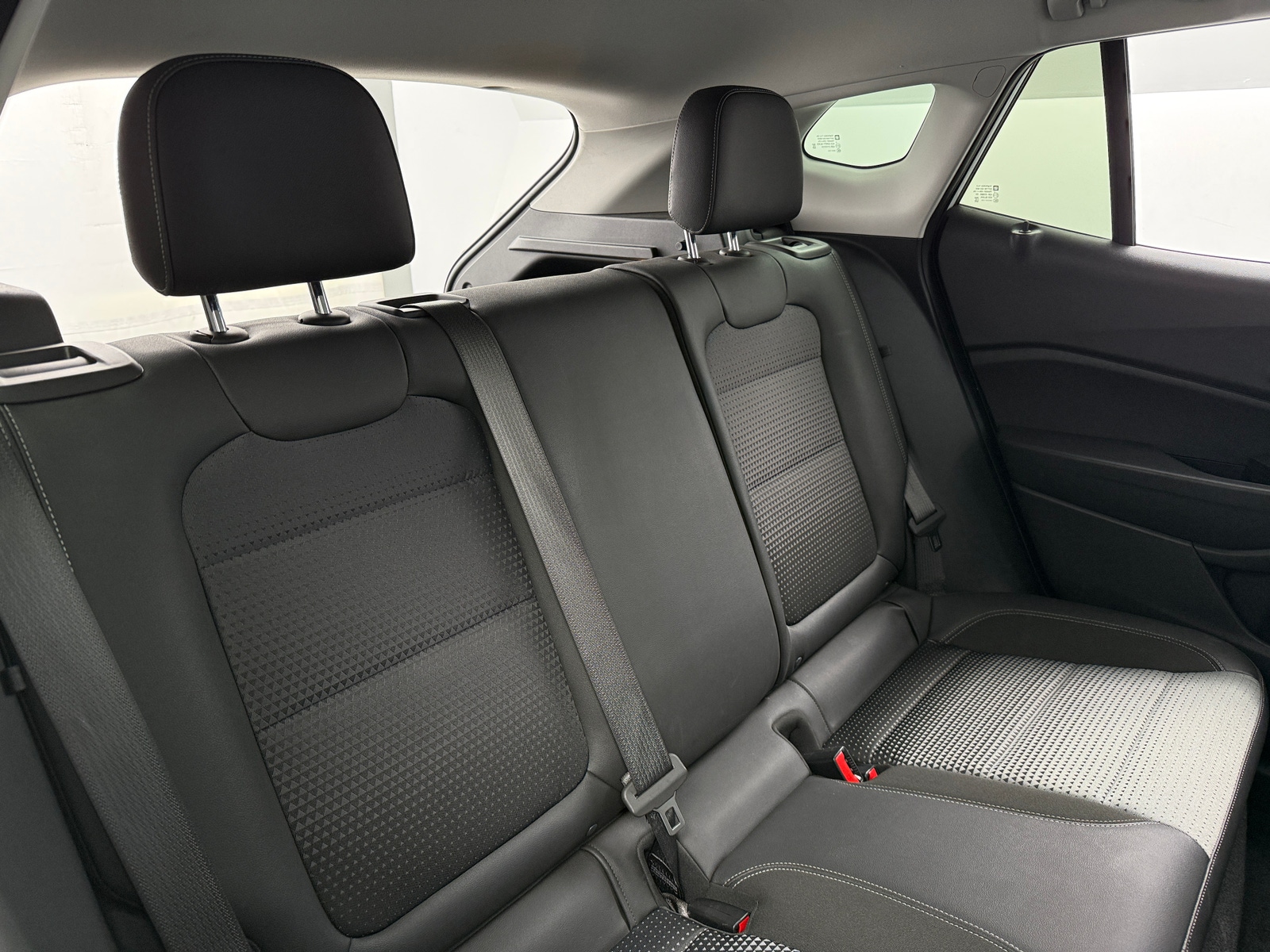 Thumbnail: 2025 Chevrolet Trax - 6