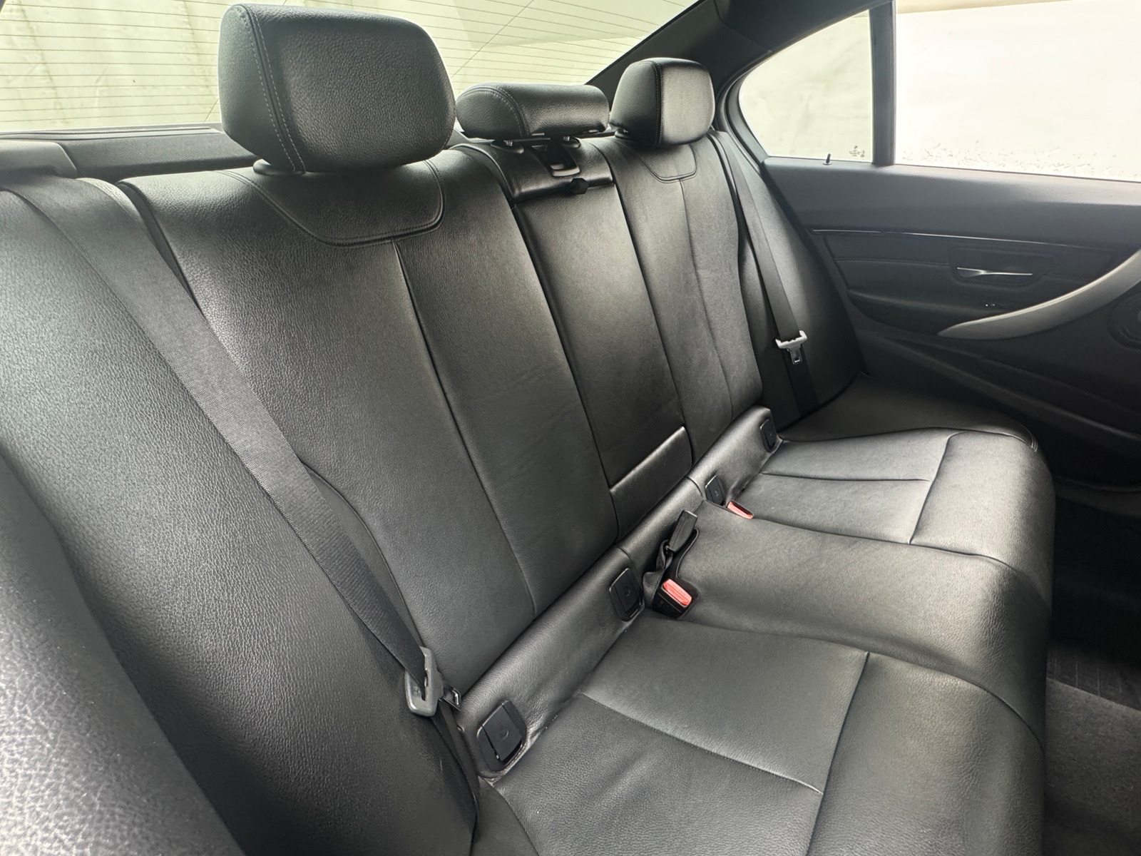 Thumbnail: 2016 BMW 3 Series - 5