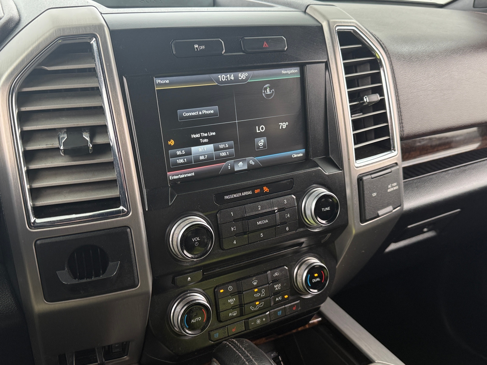 Thumbnail: 2015 Ford Econoline - 3