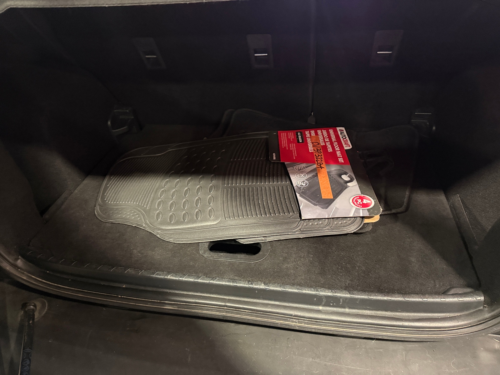 Thumbnail: 2019 Ford EcoSport - 7