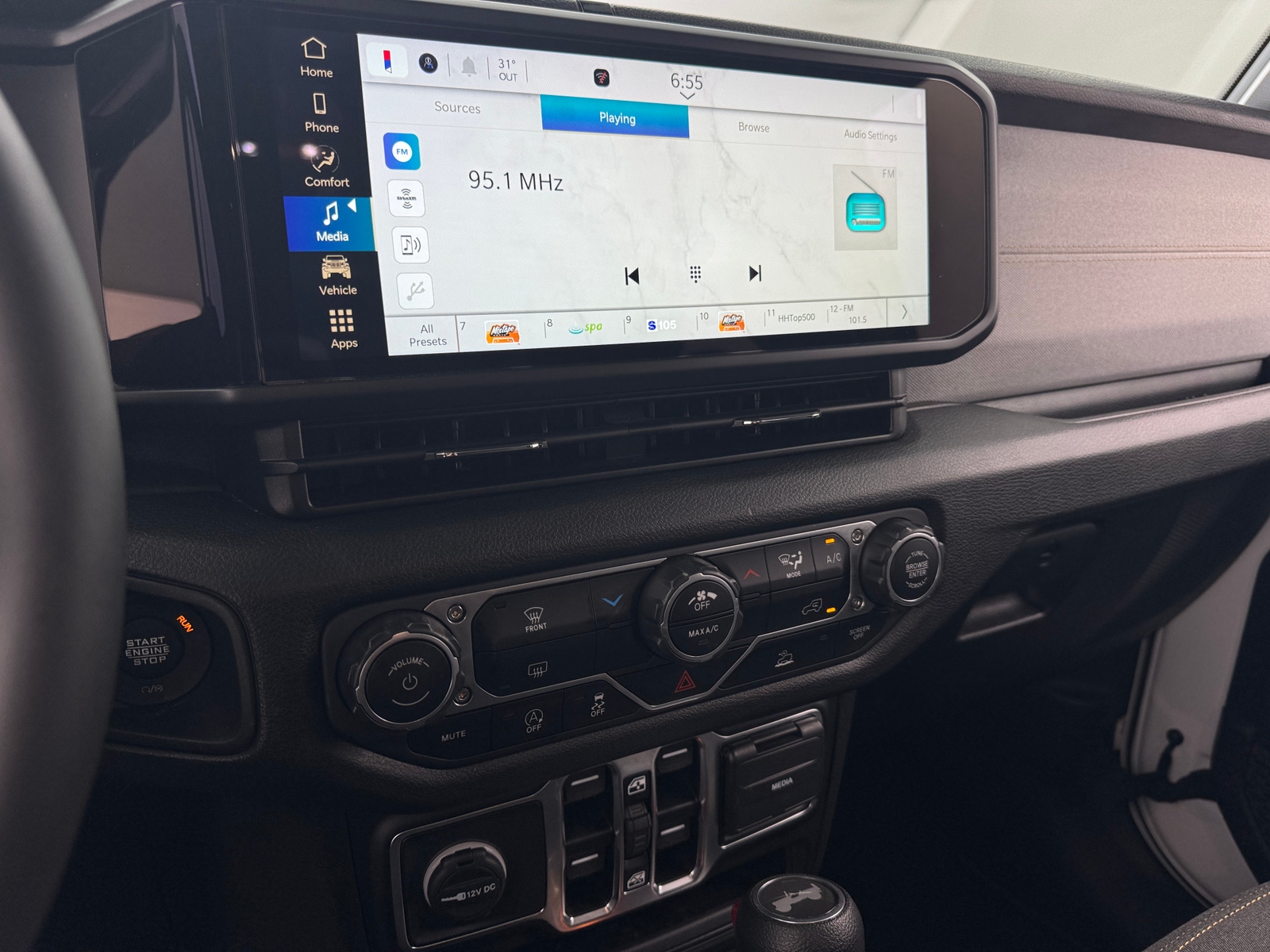 Thumbnail: 2025 Jeep Wrangler - 4