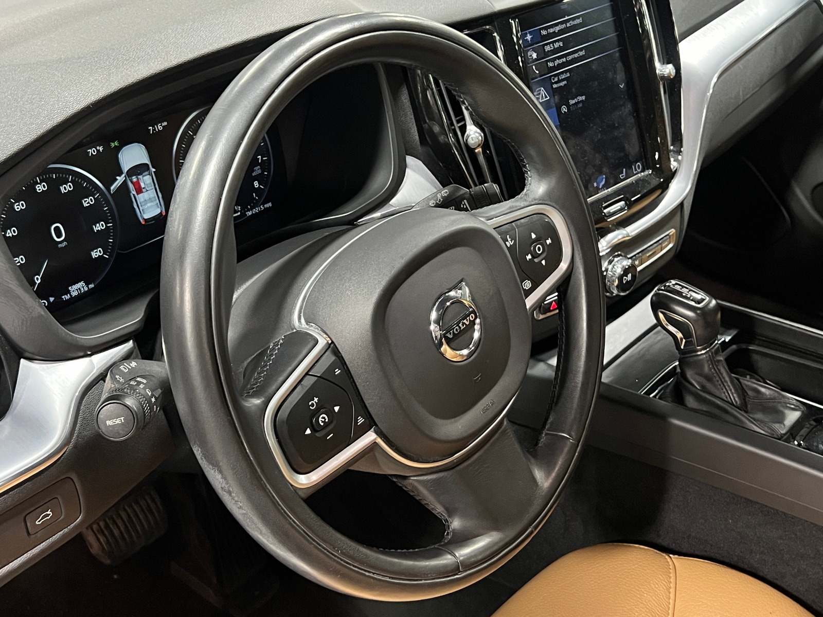 Thumbnail: 2020 Volvo XC60 - 4