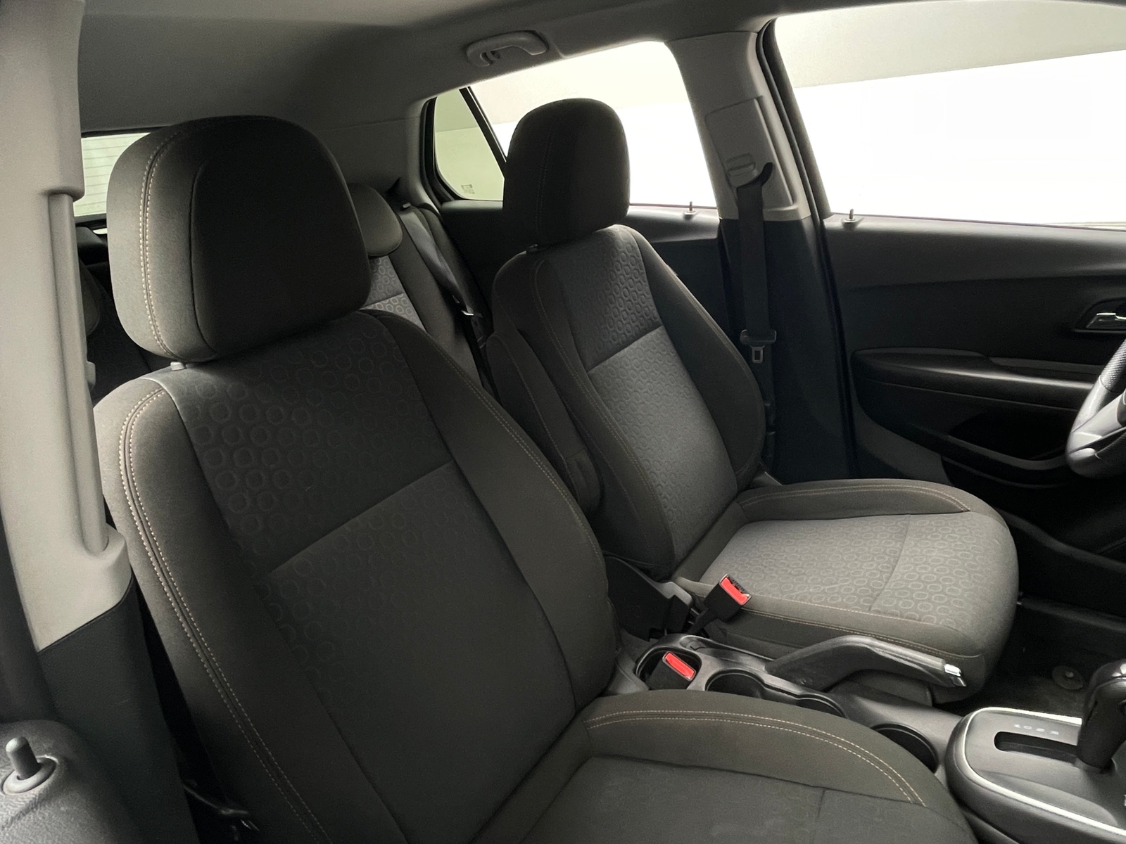 Thumbnail: 2020 Chevrolet Trax - 2