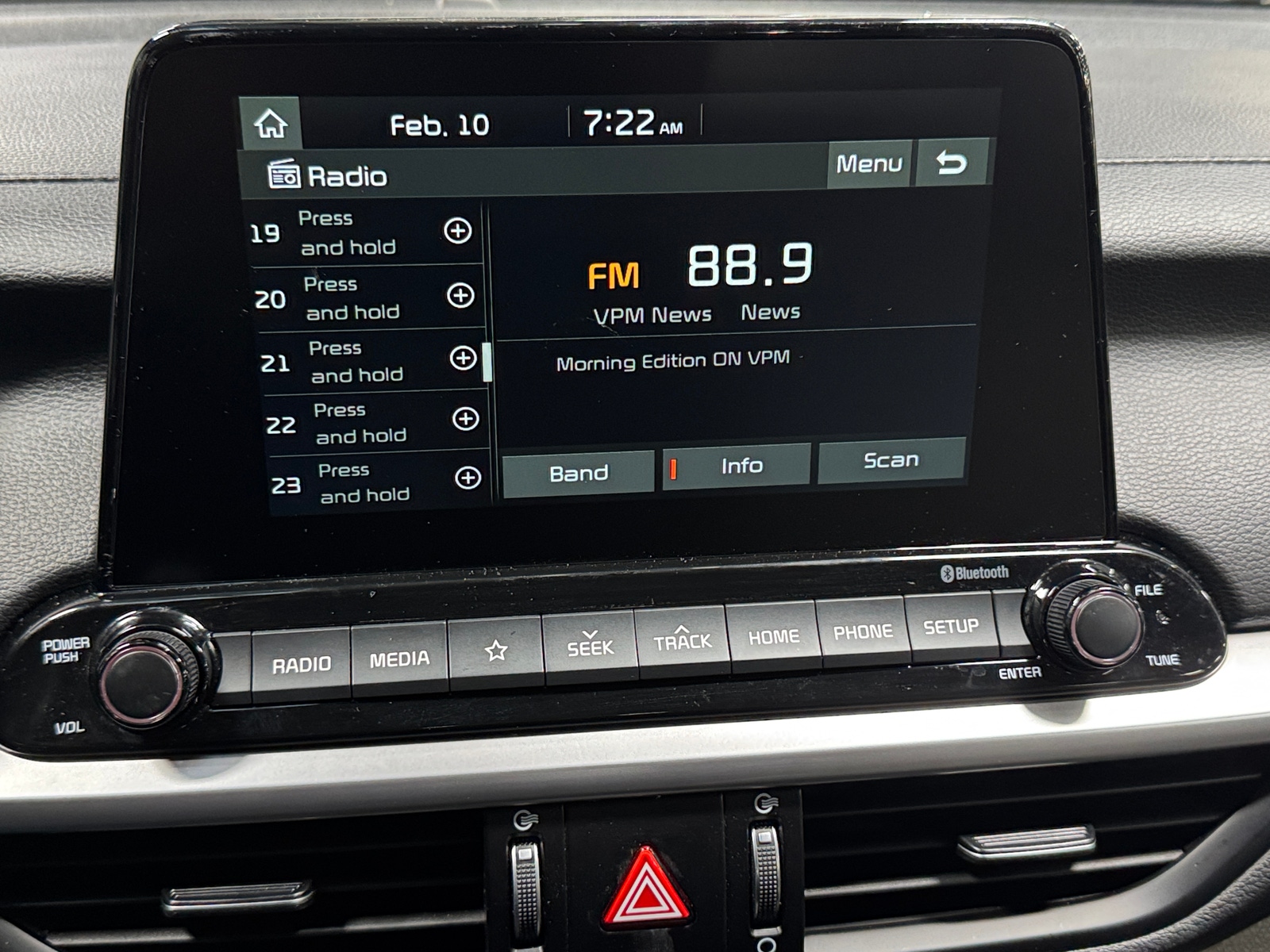 Thumbnail: 2019 Kia Forte - 4