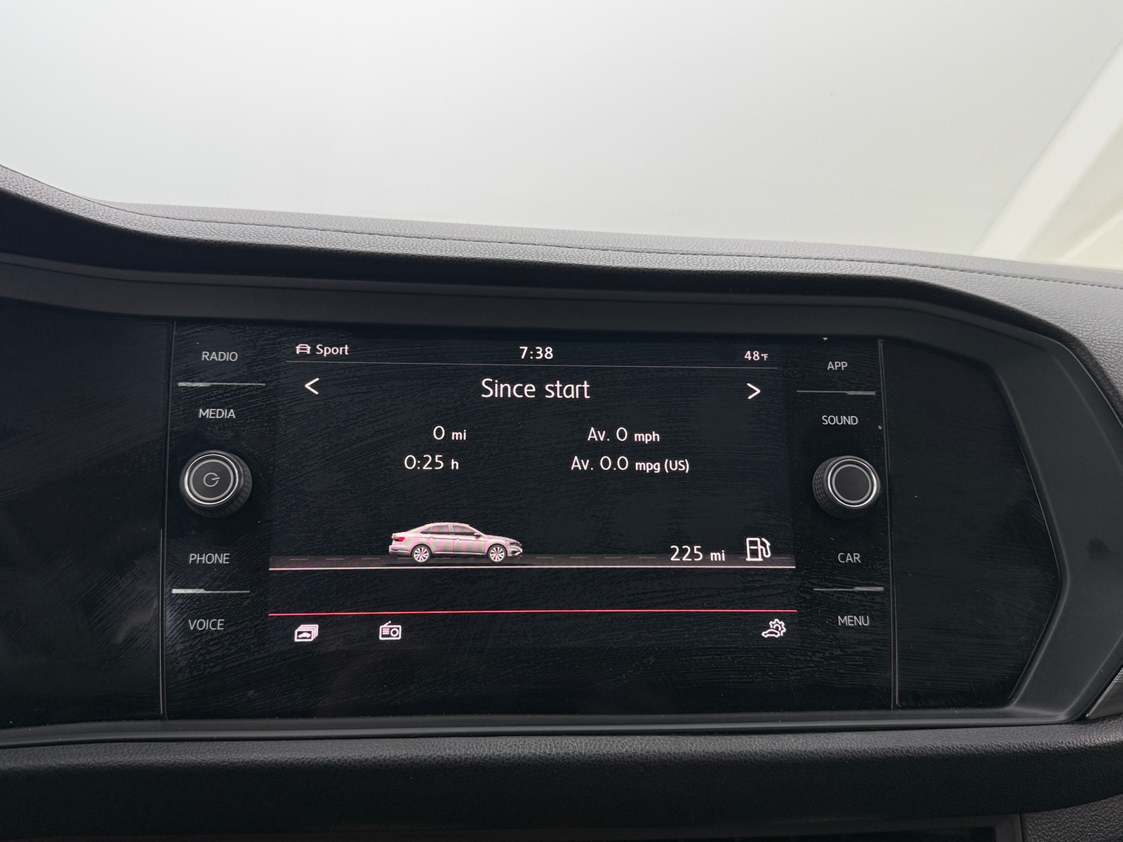 Thumbnail: 2019 Volkswagen Jetta - 3