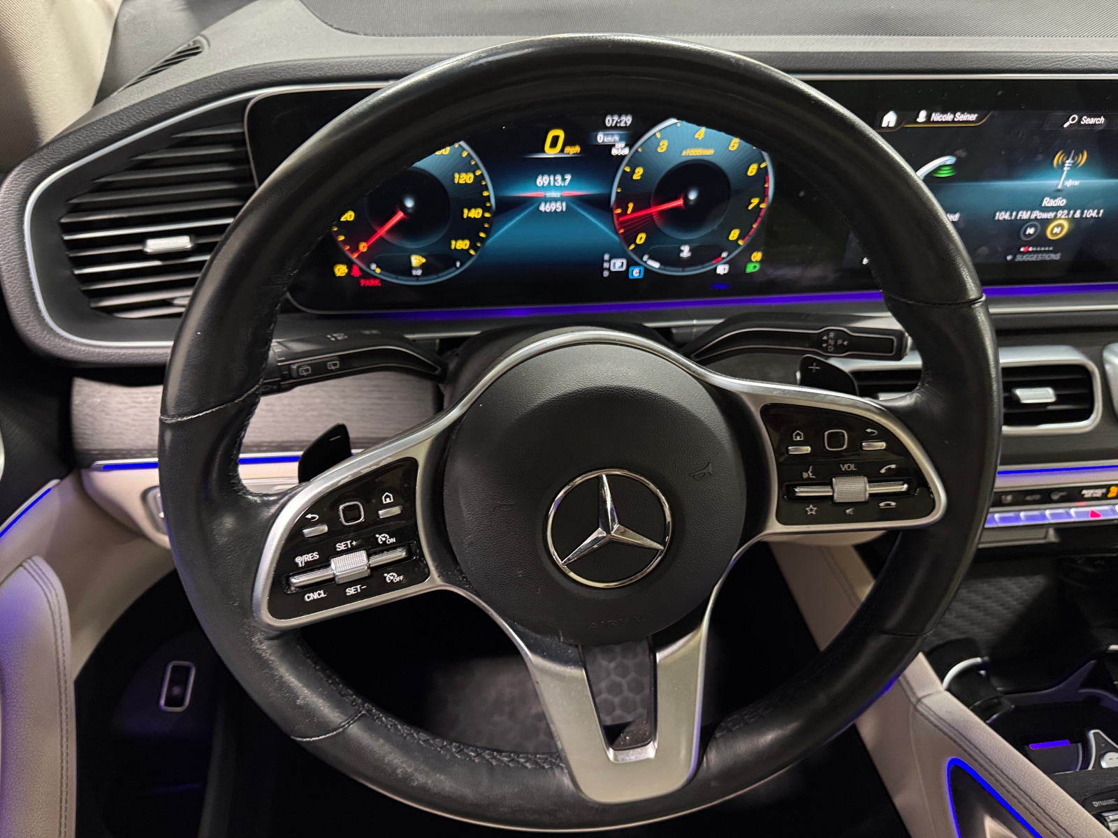 Thumbnail: 2023 Mercedes-Benz GLE - 4