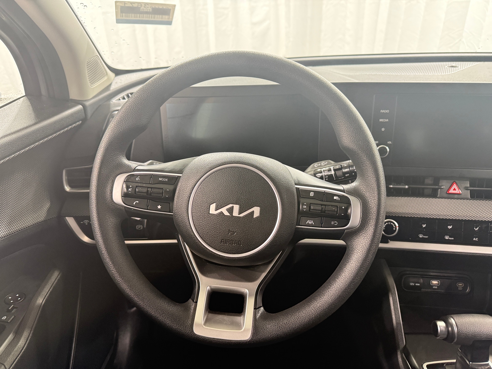 Thumbnail: 2025 Kia Sportage - 5